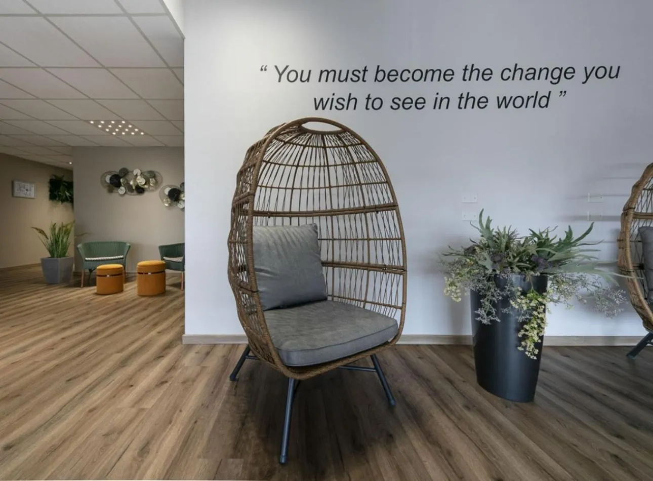 Communal lounge/ TV room in Break Hotel