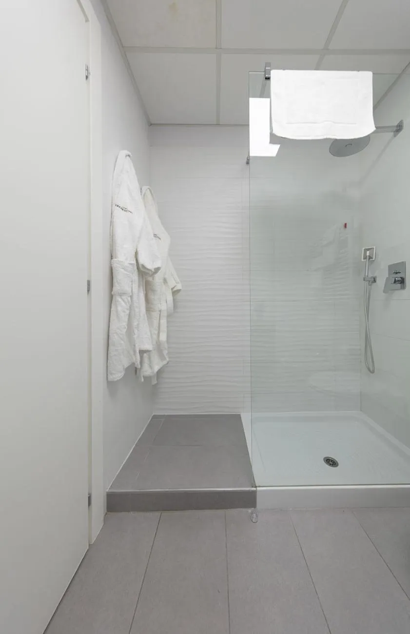 Bathroom in Break Hotel