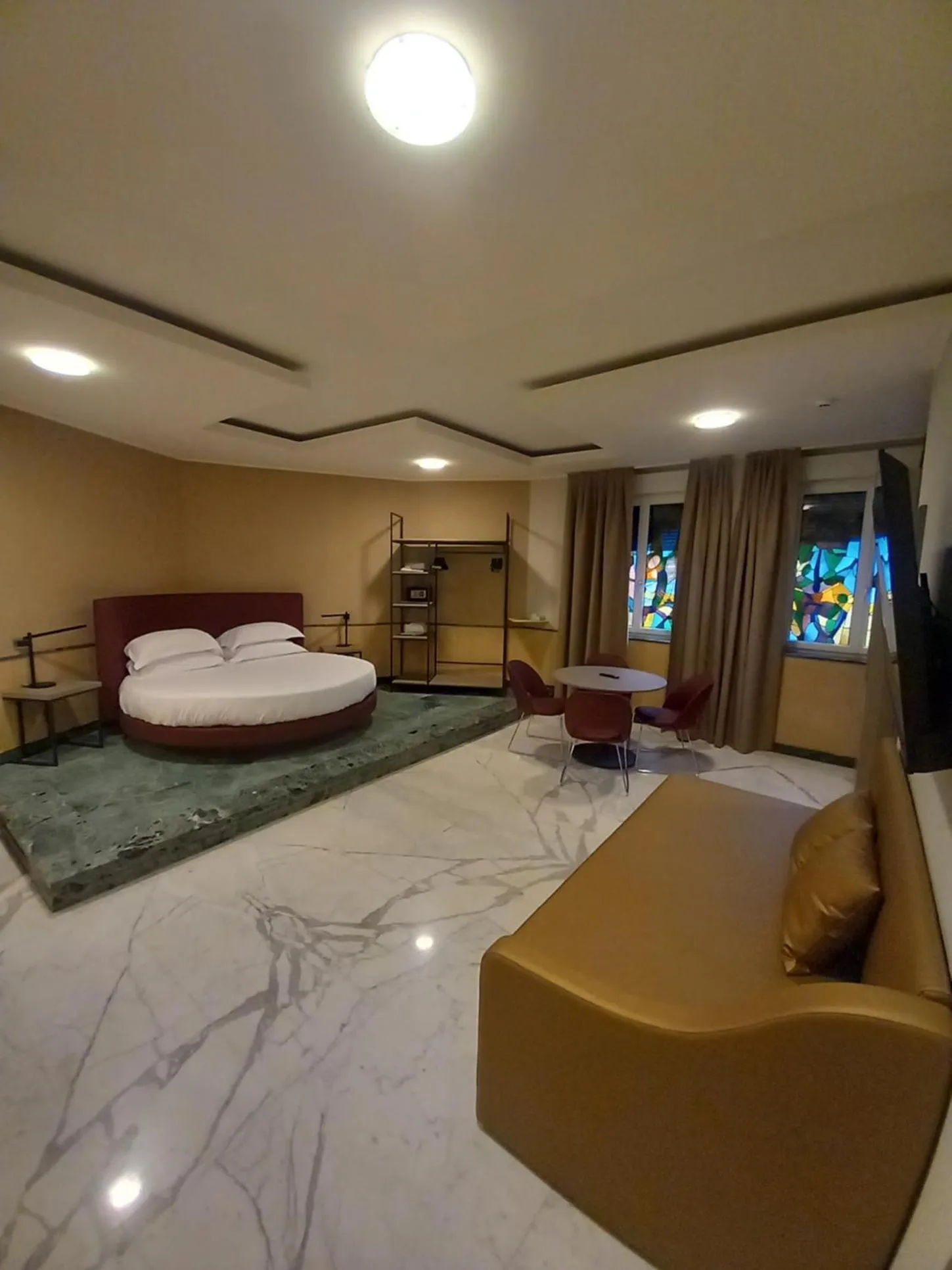 Property building, Bed in HH Il Gabbiano