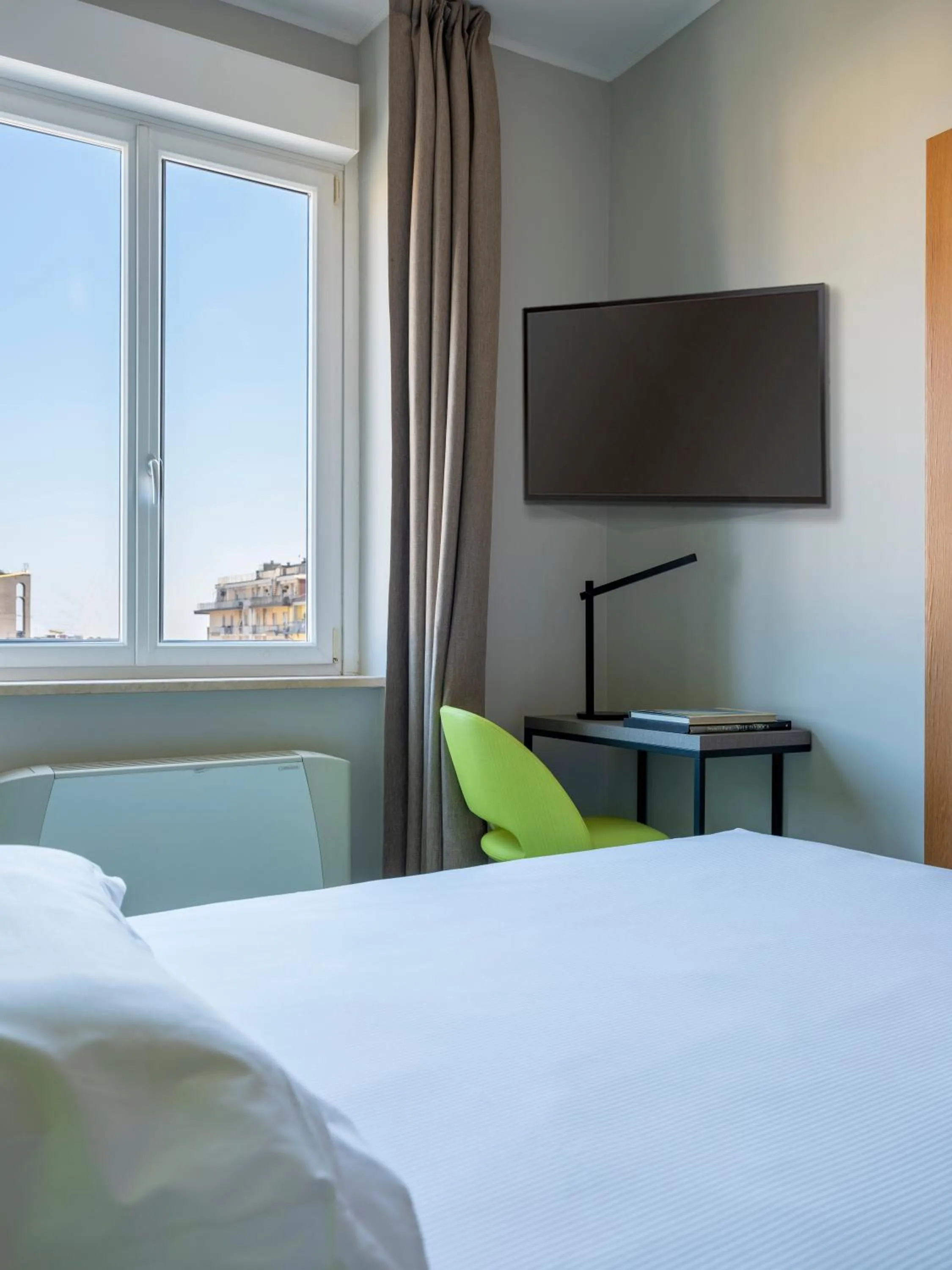 Evening entertainment, Bed in HH Il Gabbiano