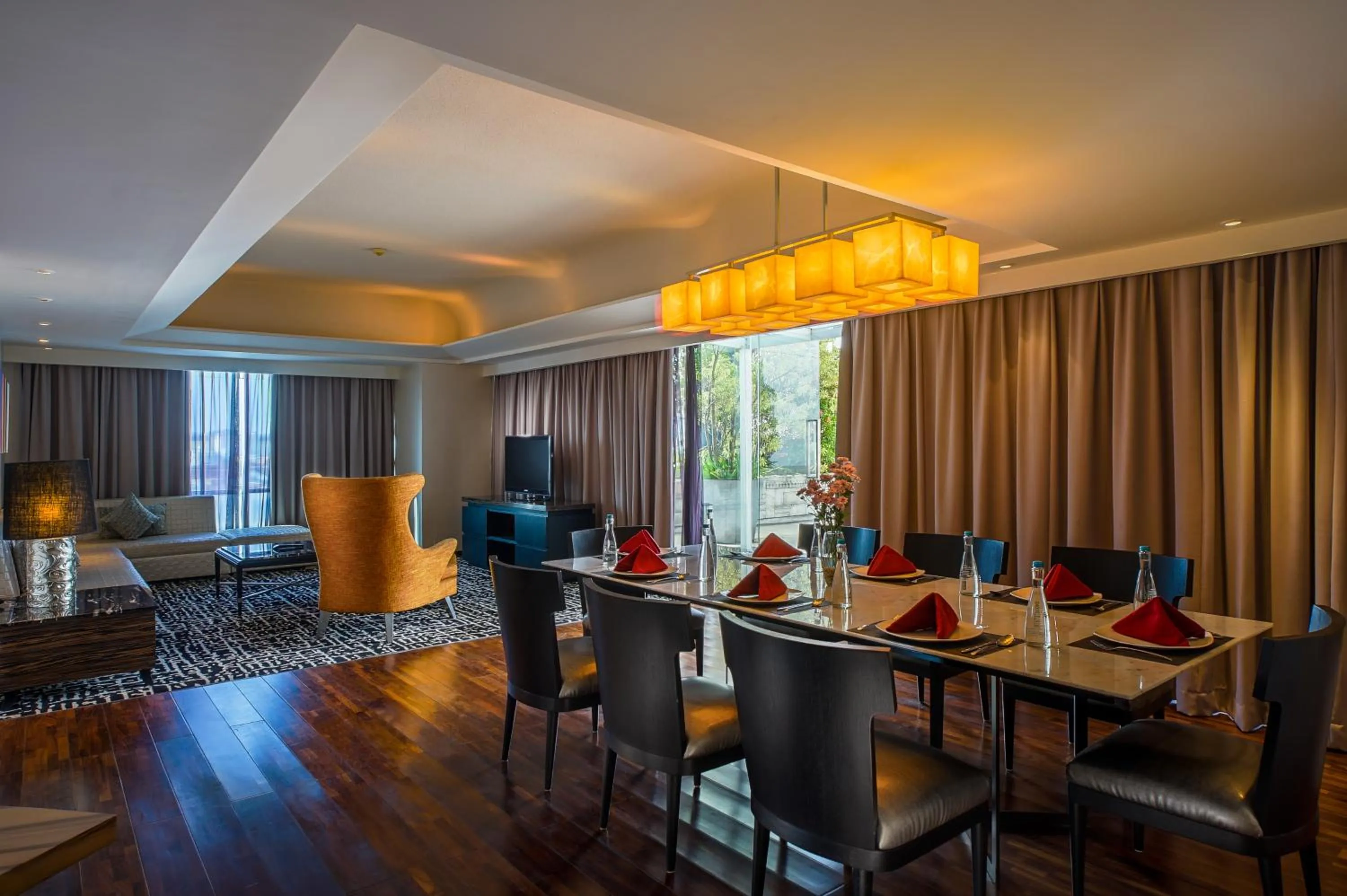 Area and facilities in ARTOTEL TS Suites Surabaya