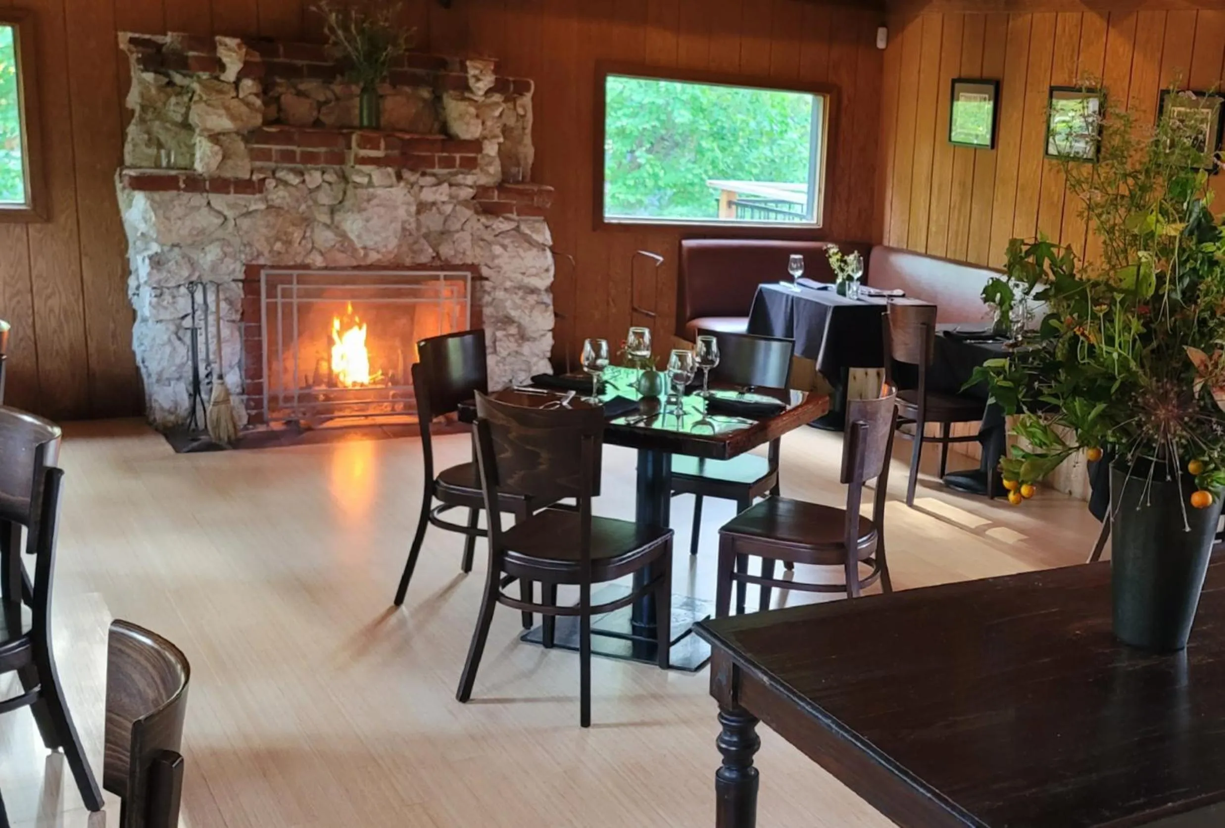 Restaurant/places to eat in Dawn Ranch