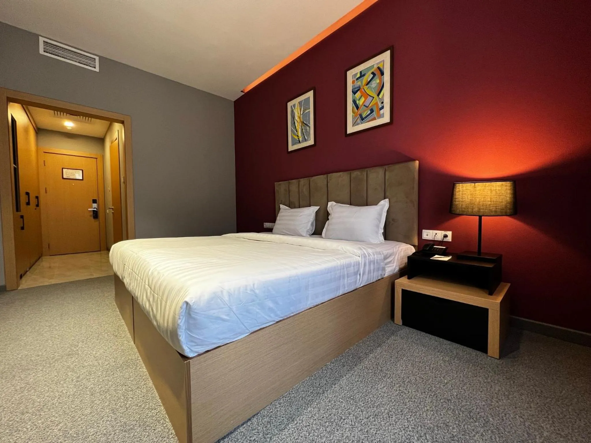 Bed in King Plaza Hotel