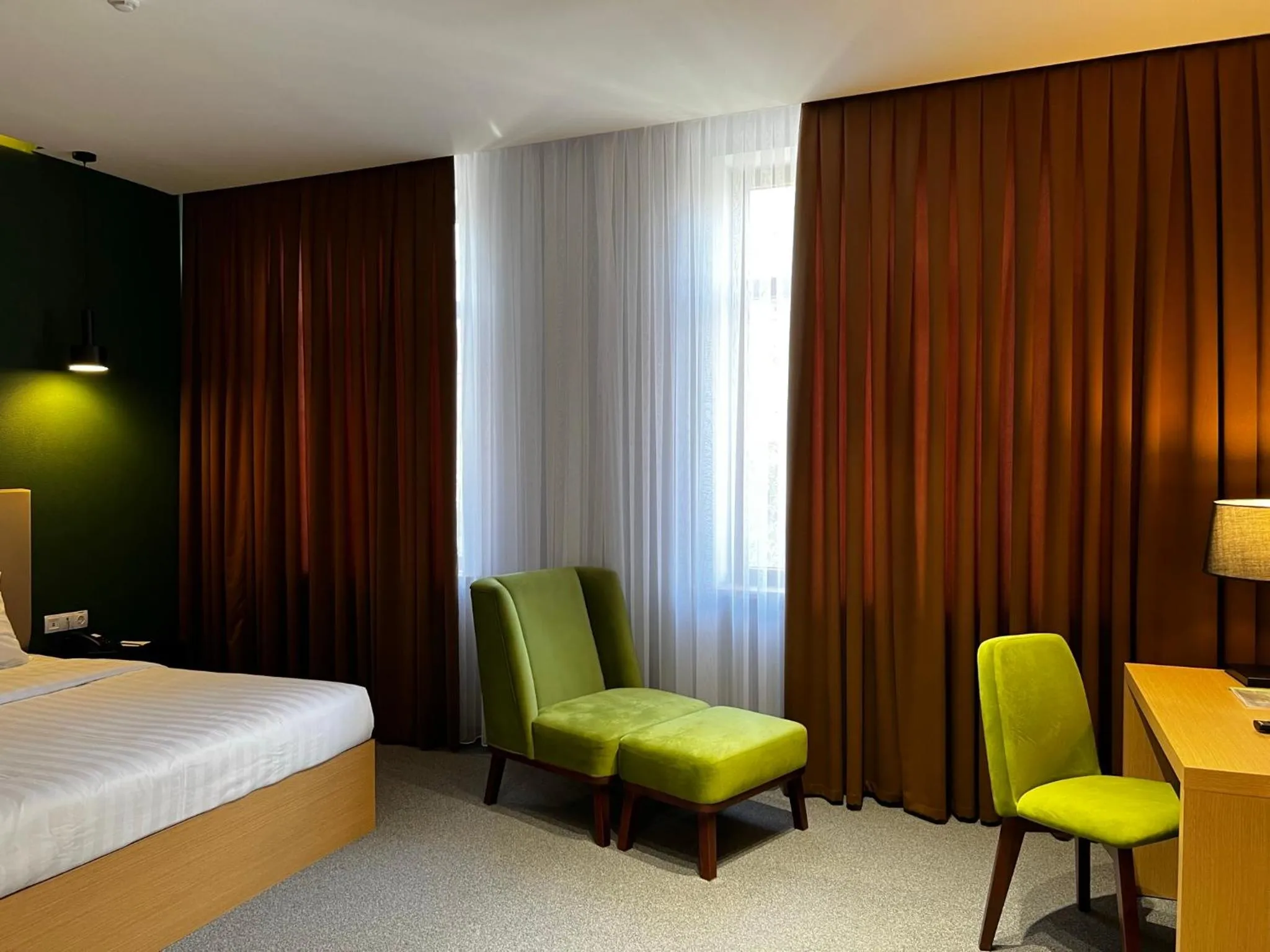 Bed in King Plaza Hotel