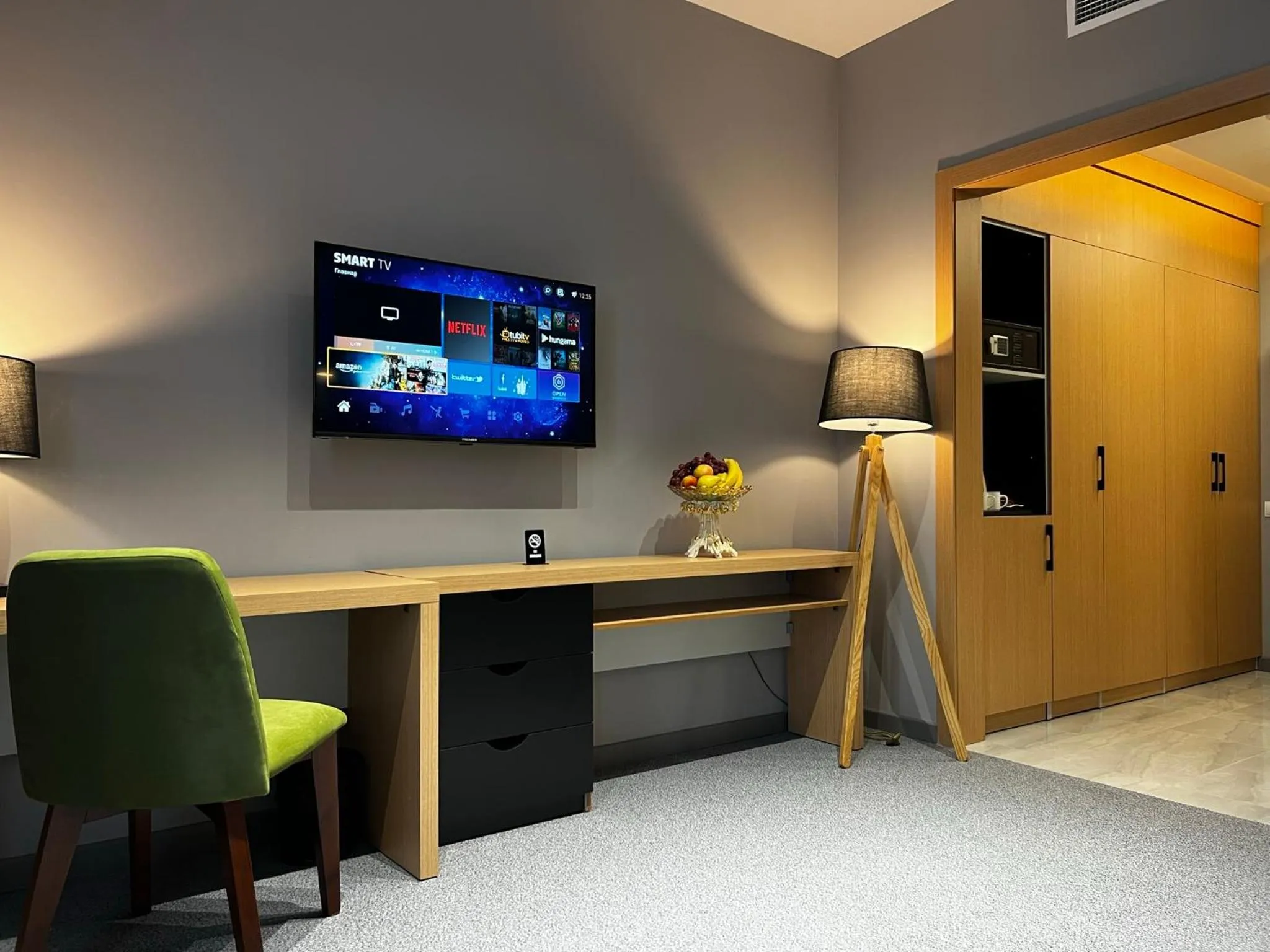 Bed in King Plaza Hotel