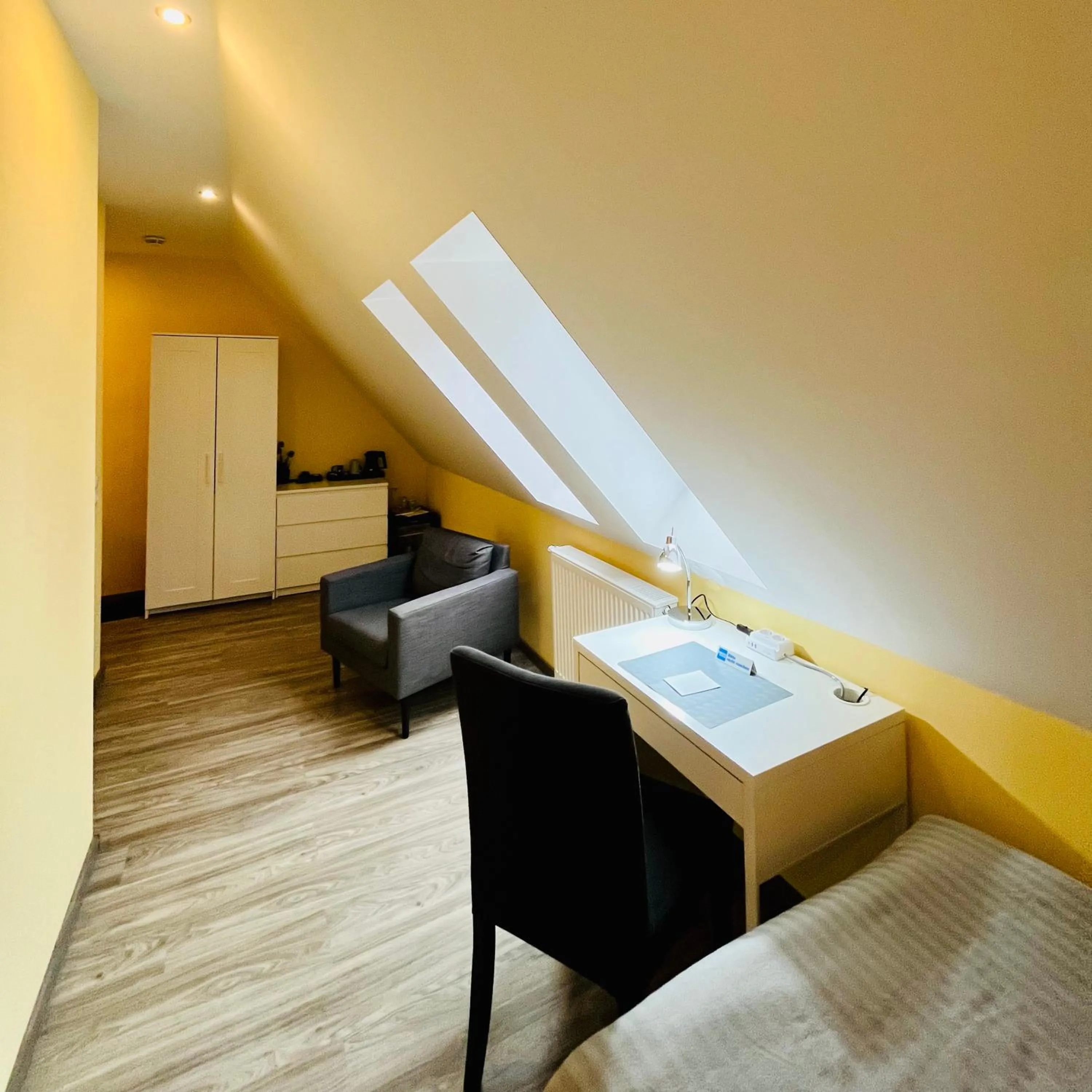 Photo of the whole room, Bed in Georgenberg