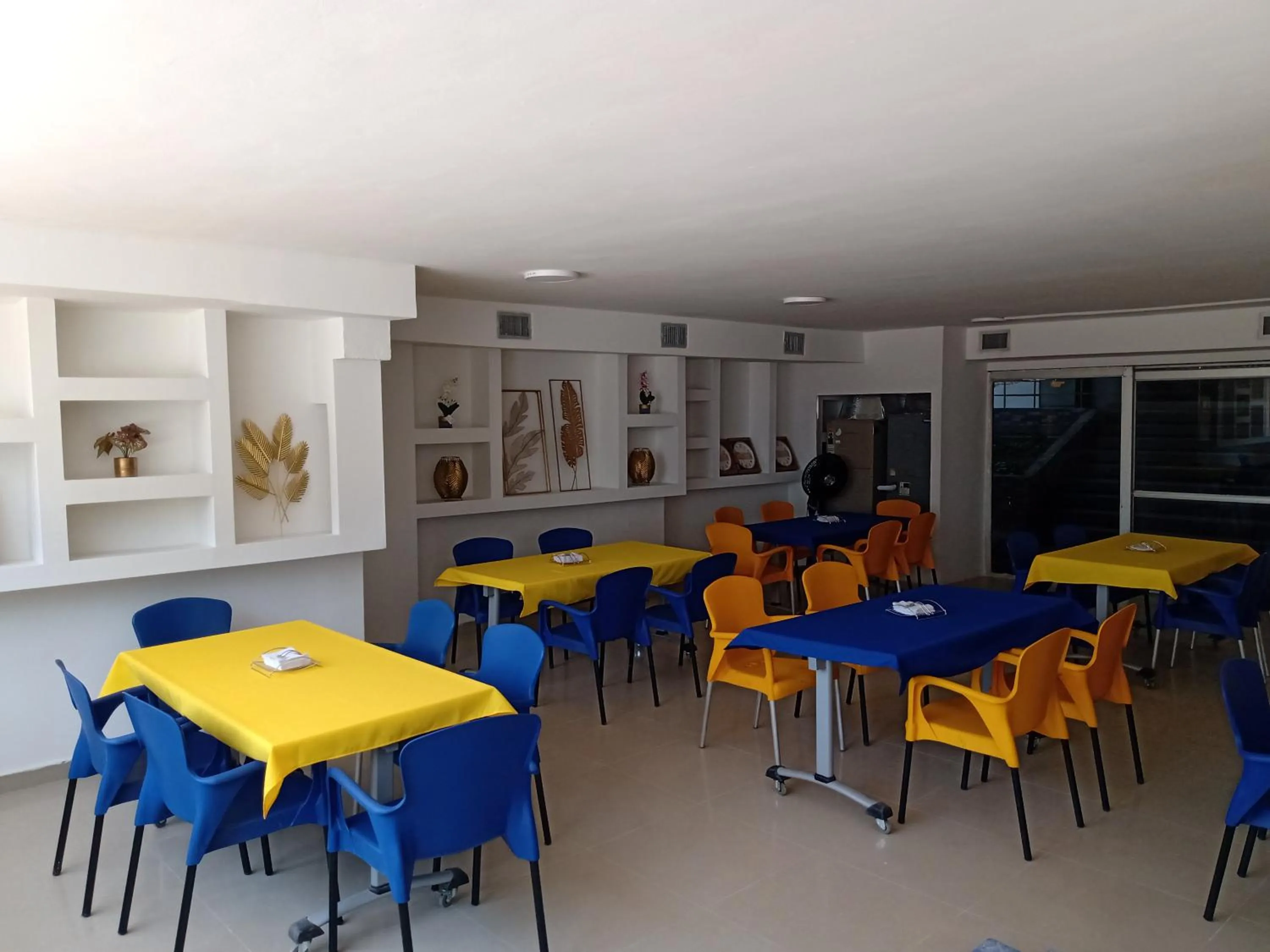 Restaurant/places to eat in Hotel Rodadero Dorado Beach