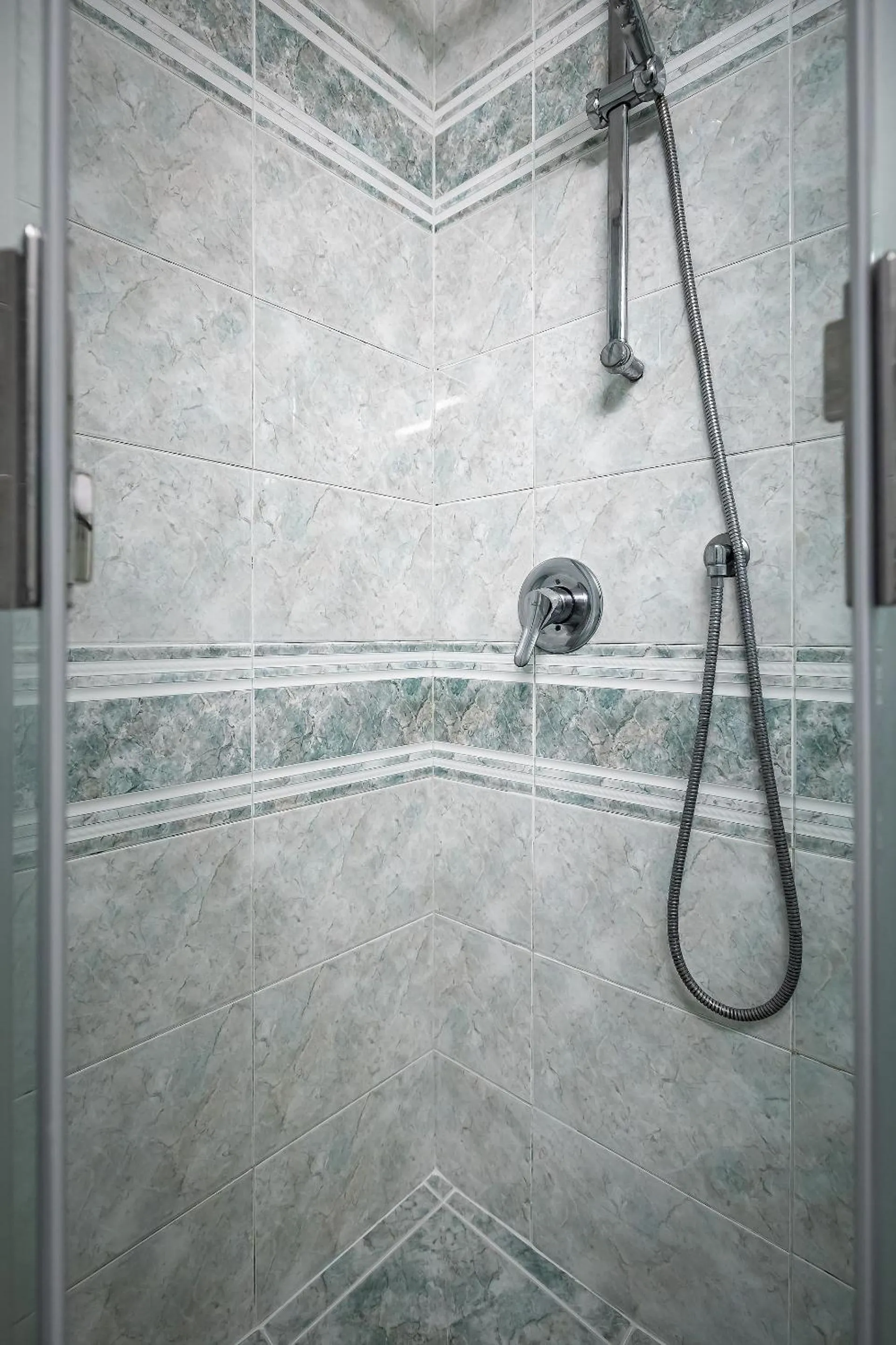 Shower in Hotel Alessandra