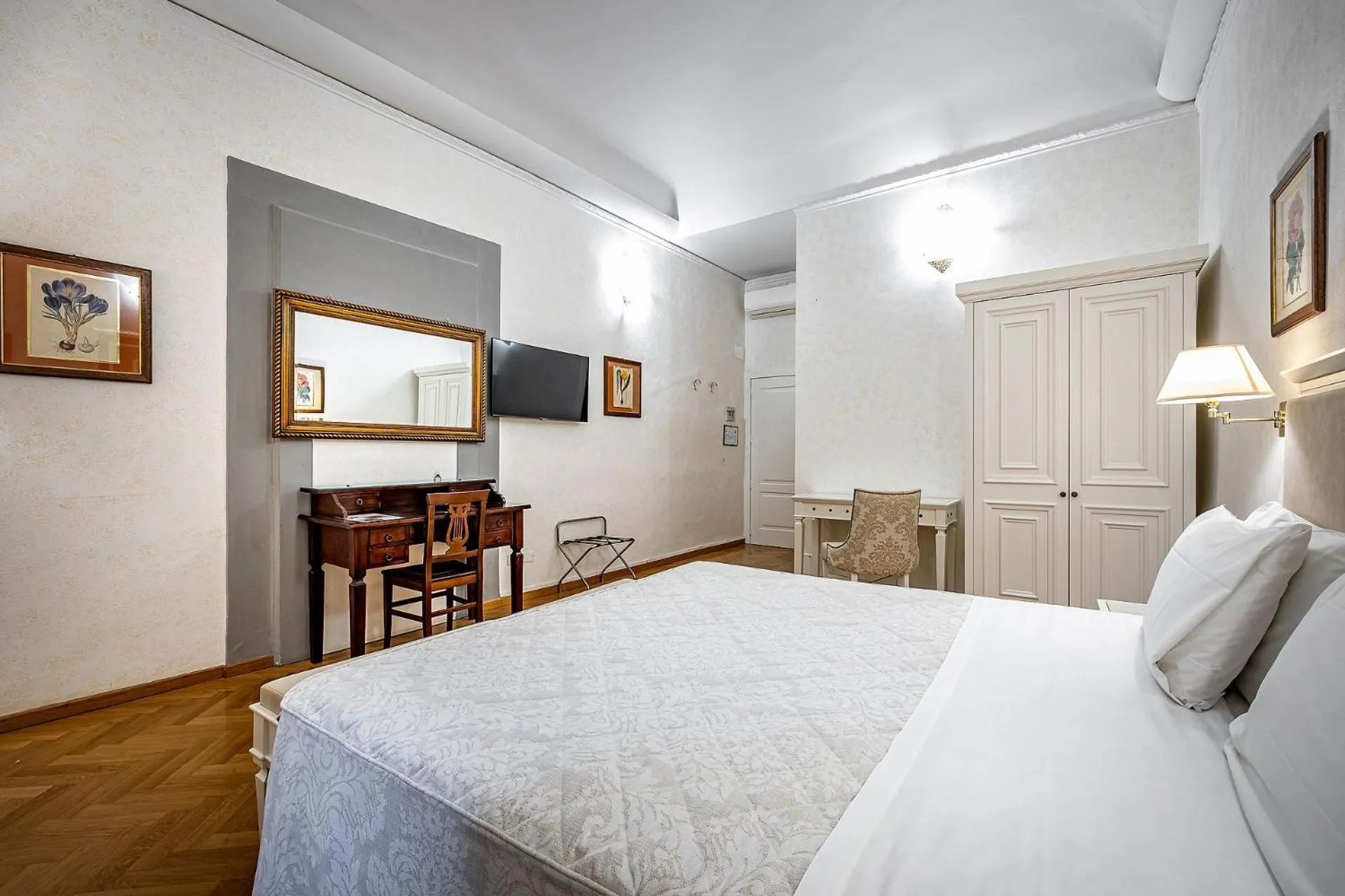 Bed in Hotel Alessandra