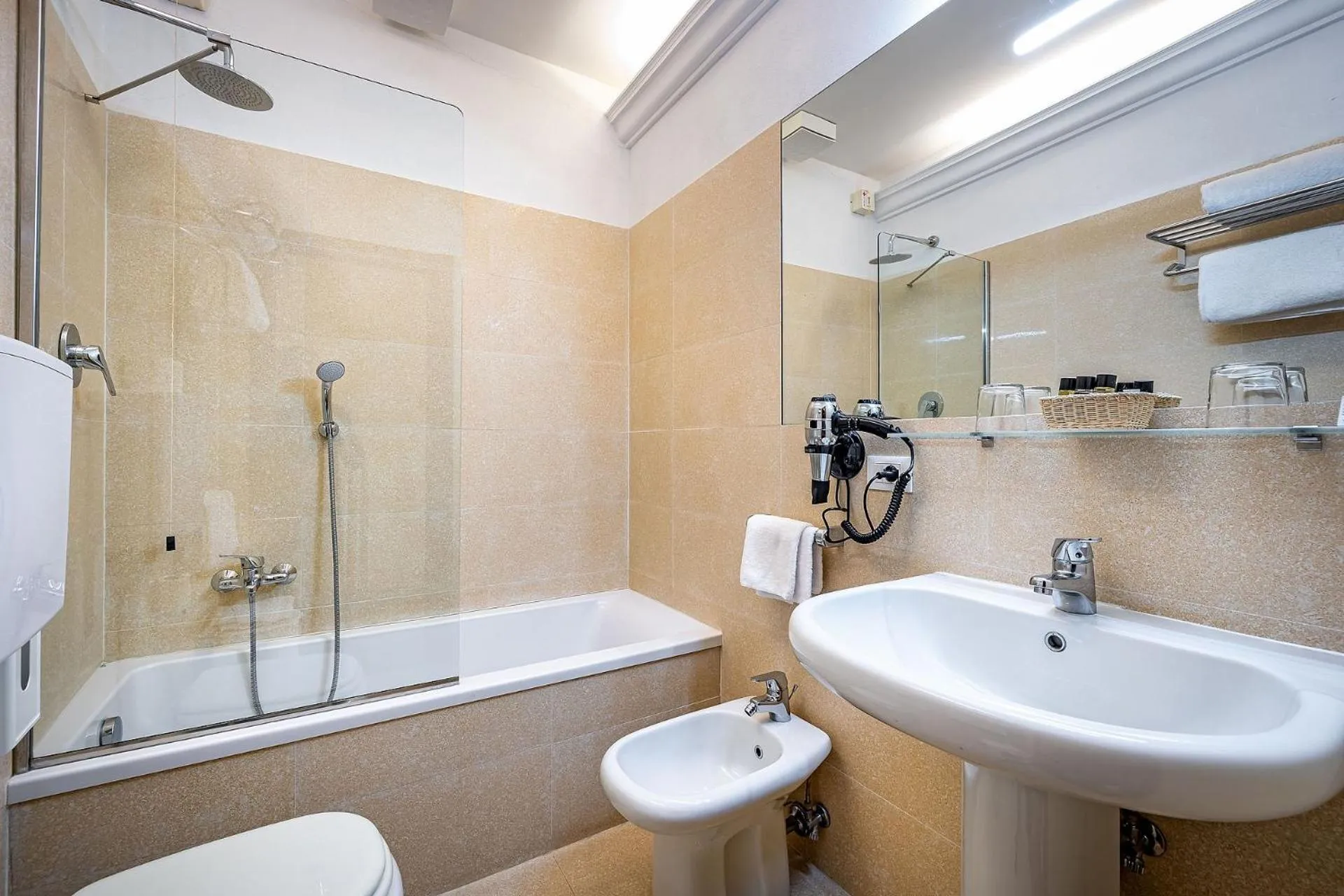 Bathroom in Hotel Alessandra