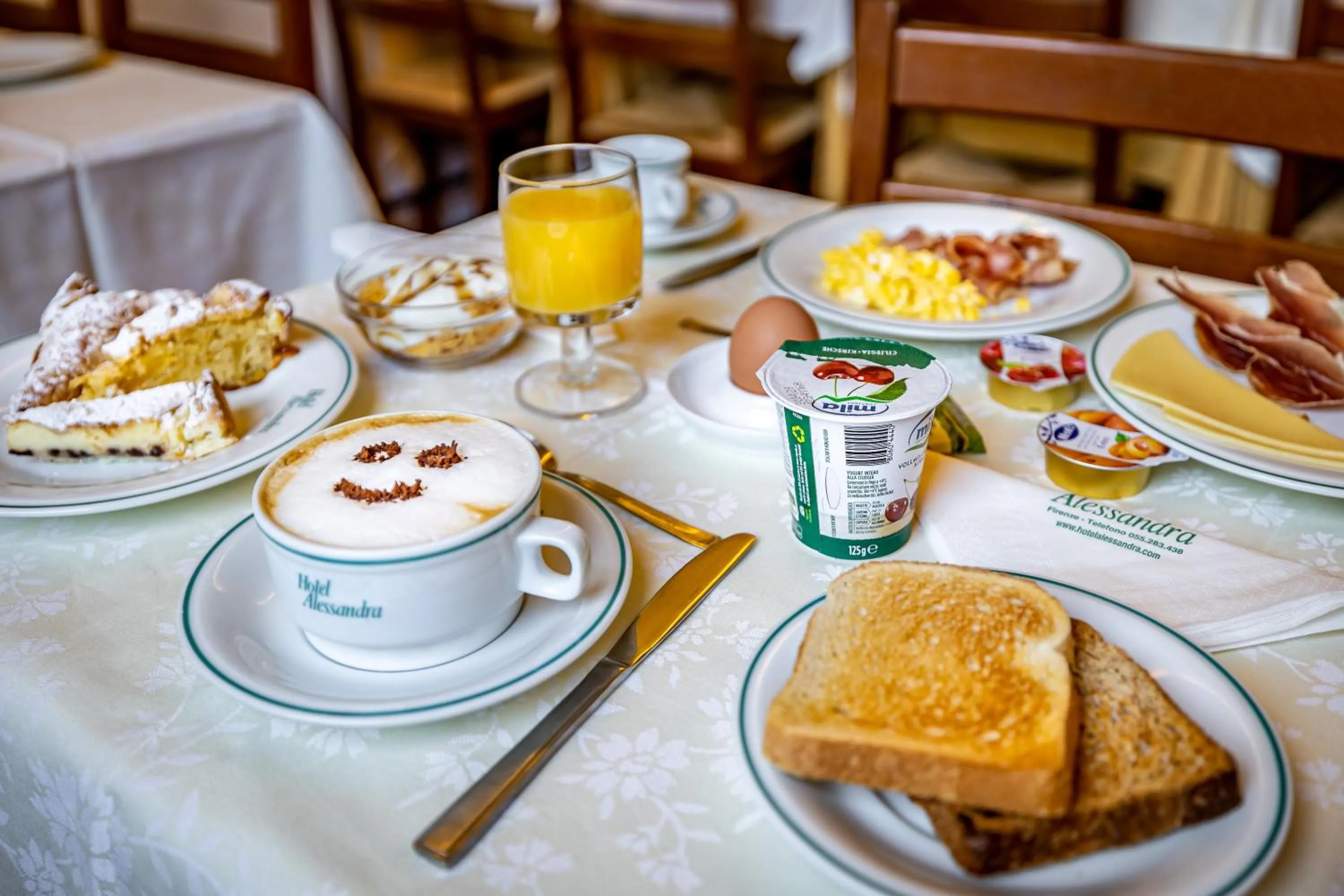Breakfast in Hotel Alessandra