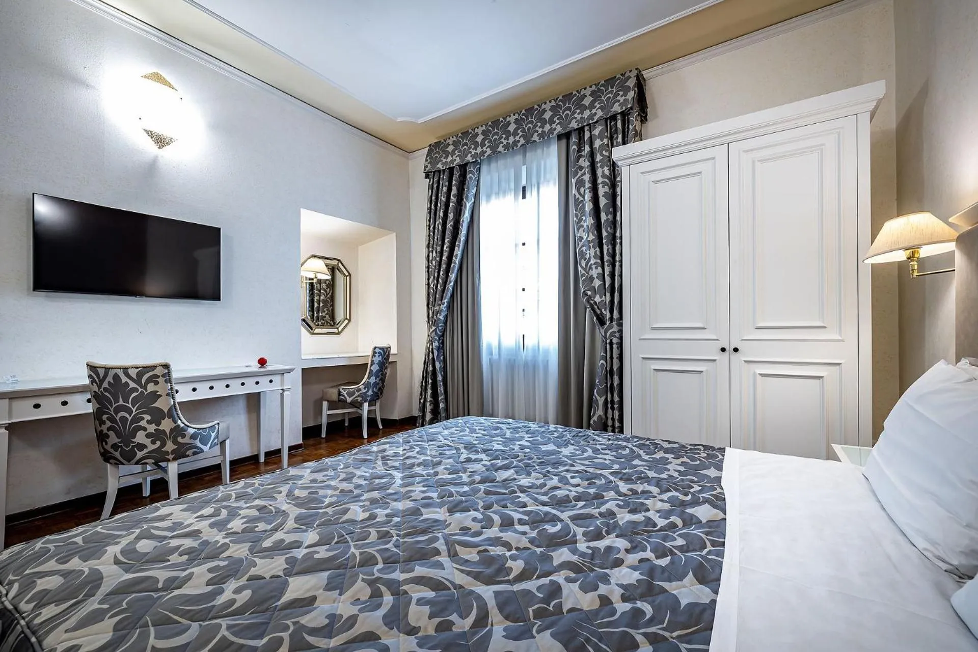 Photo of the whole room, Bed in Hotel Alessandra