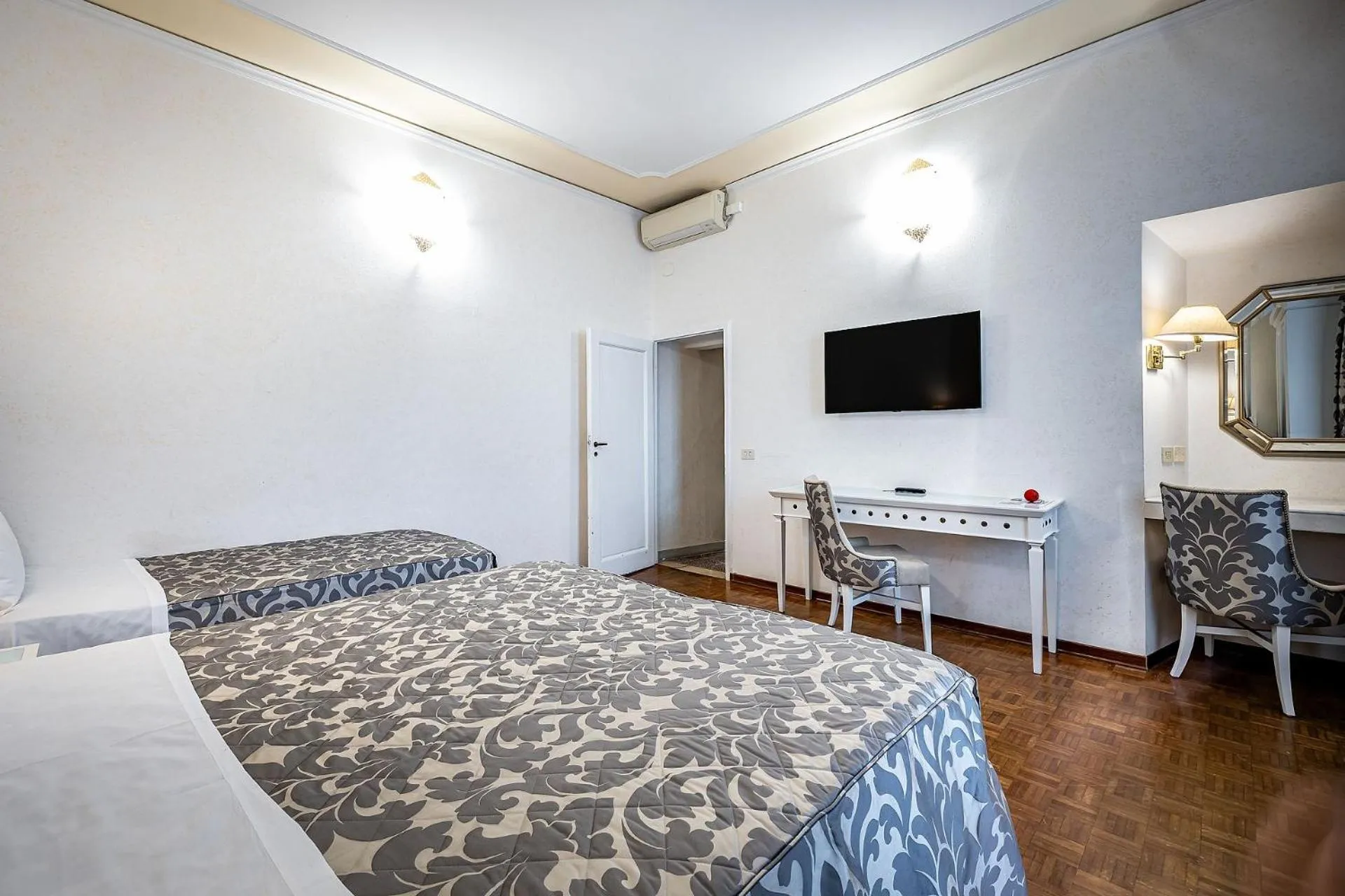 Photo of the whole room, Bed in Hotel Alessandra