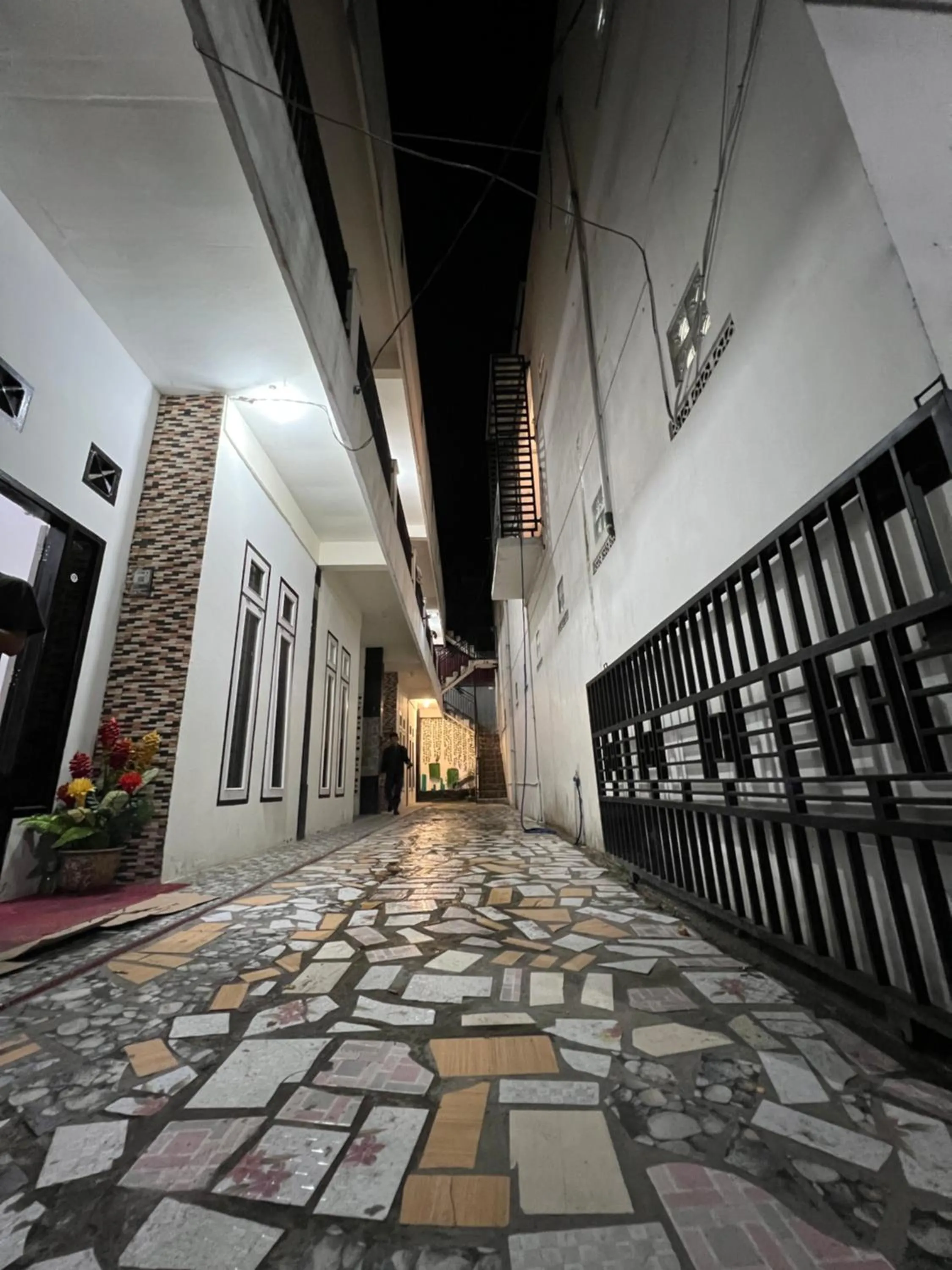 Dnaiko Syariah Hotel