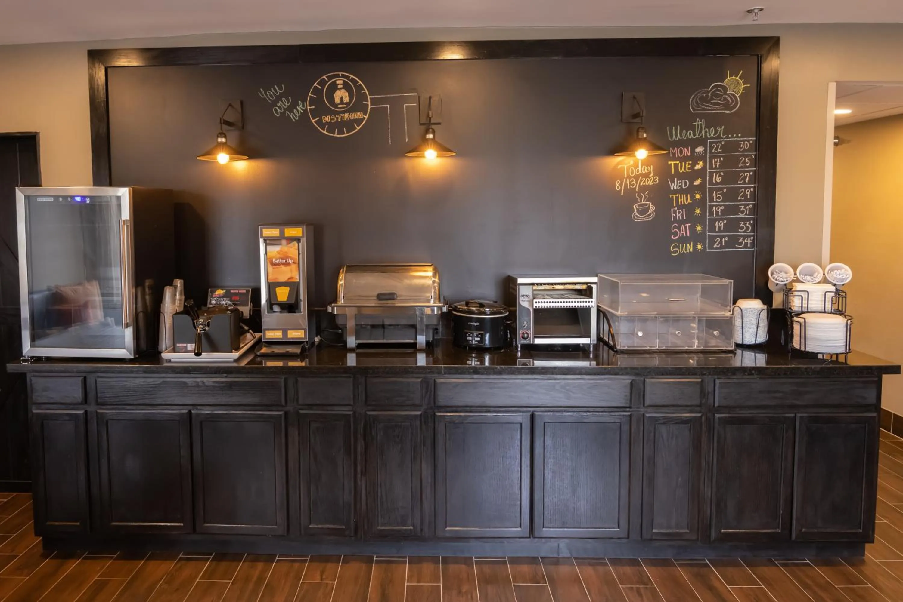 Breakfast in Distill-Inn