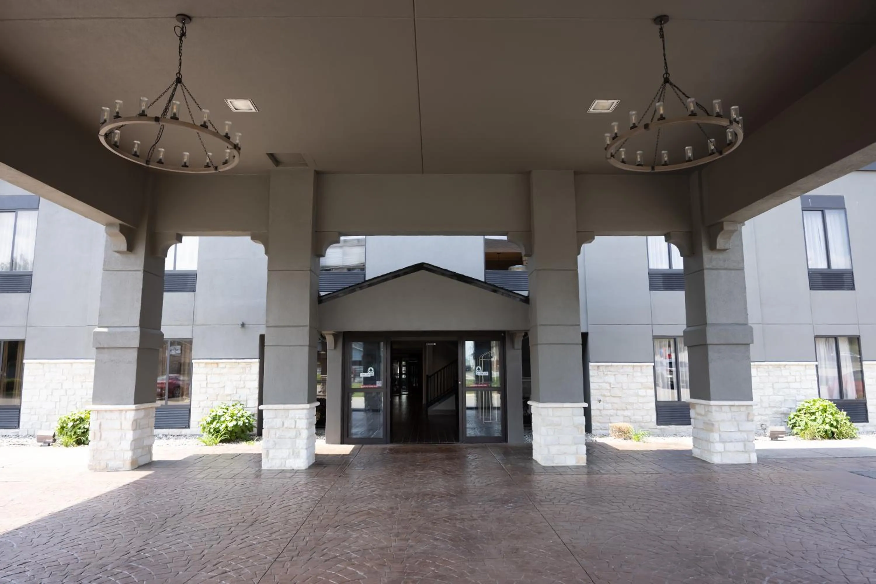 Property building in Distill-Inn