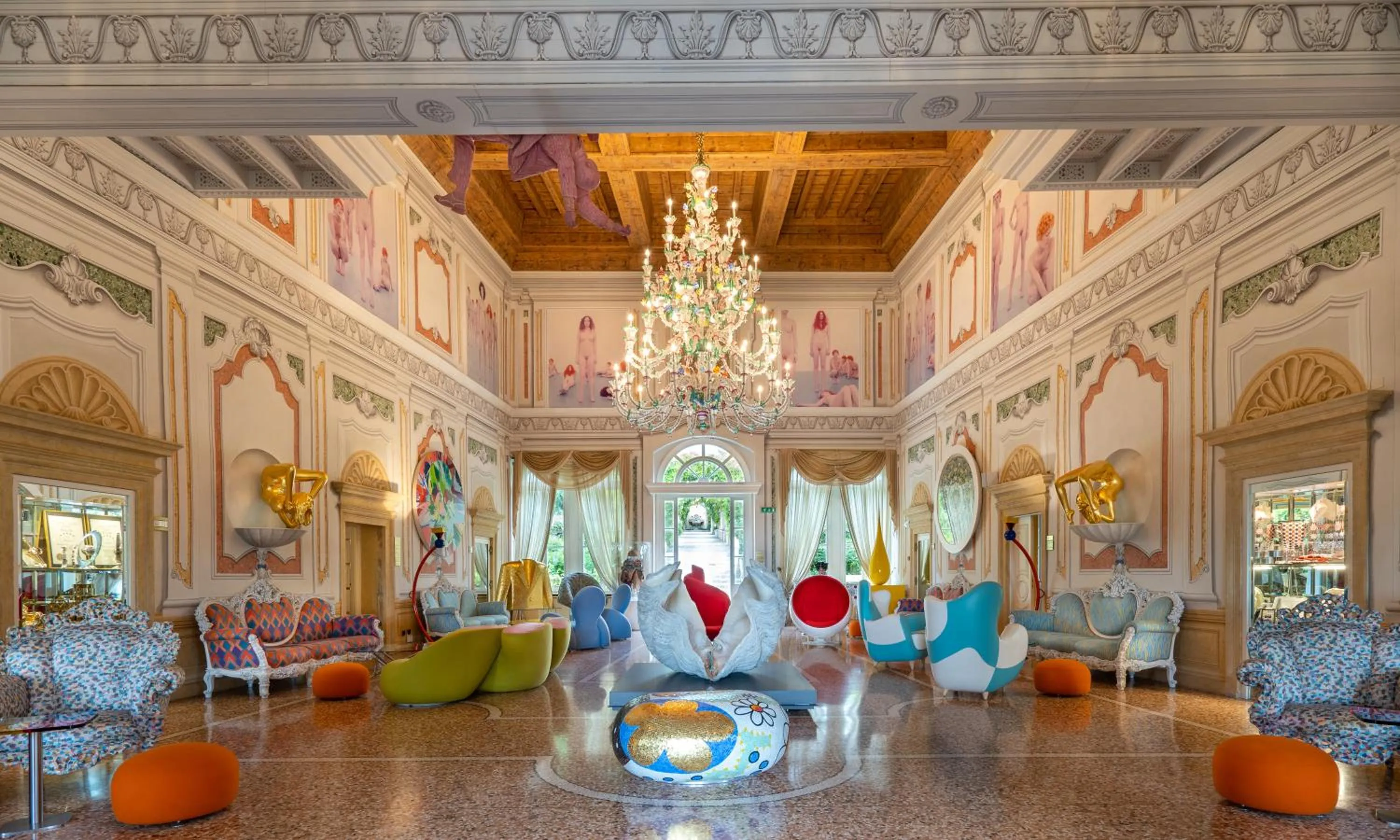 Lobby or reception in Byblos Art Hotel Villa Amistà