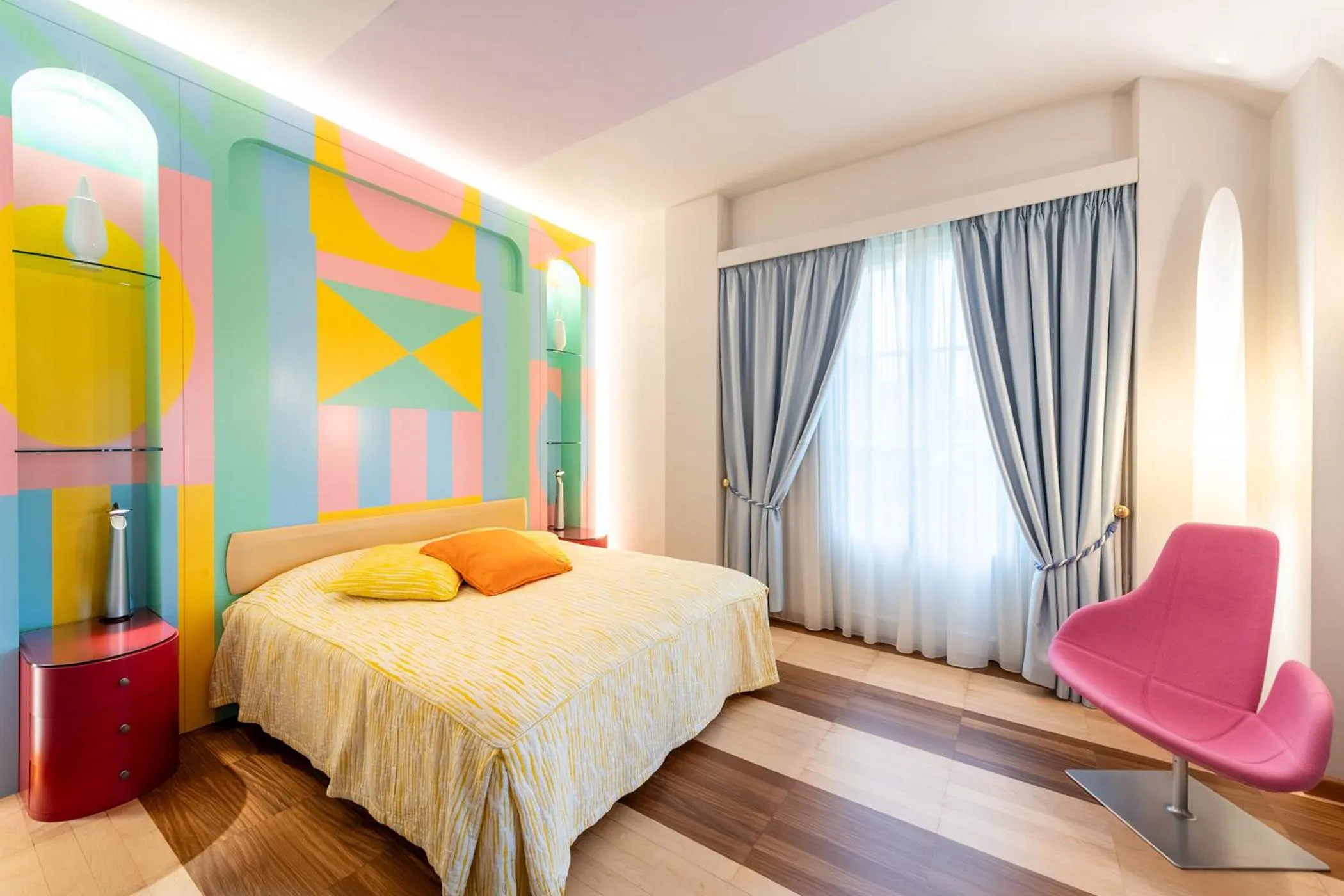 Bedroom, Bed in Byblos Art Hotel Villa Amistà