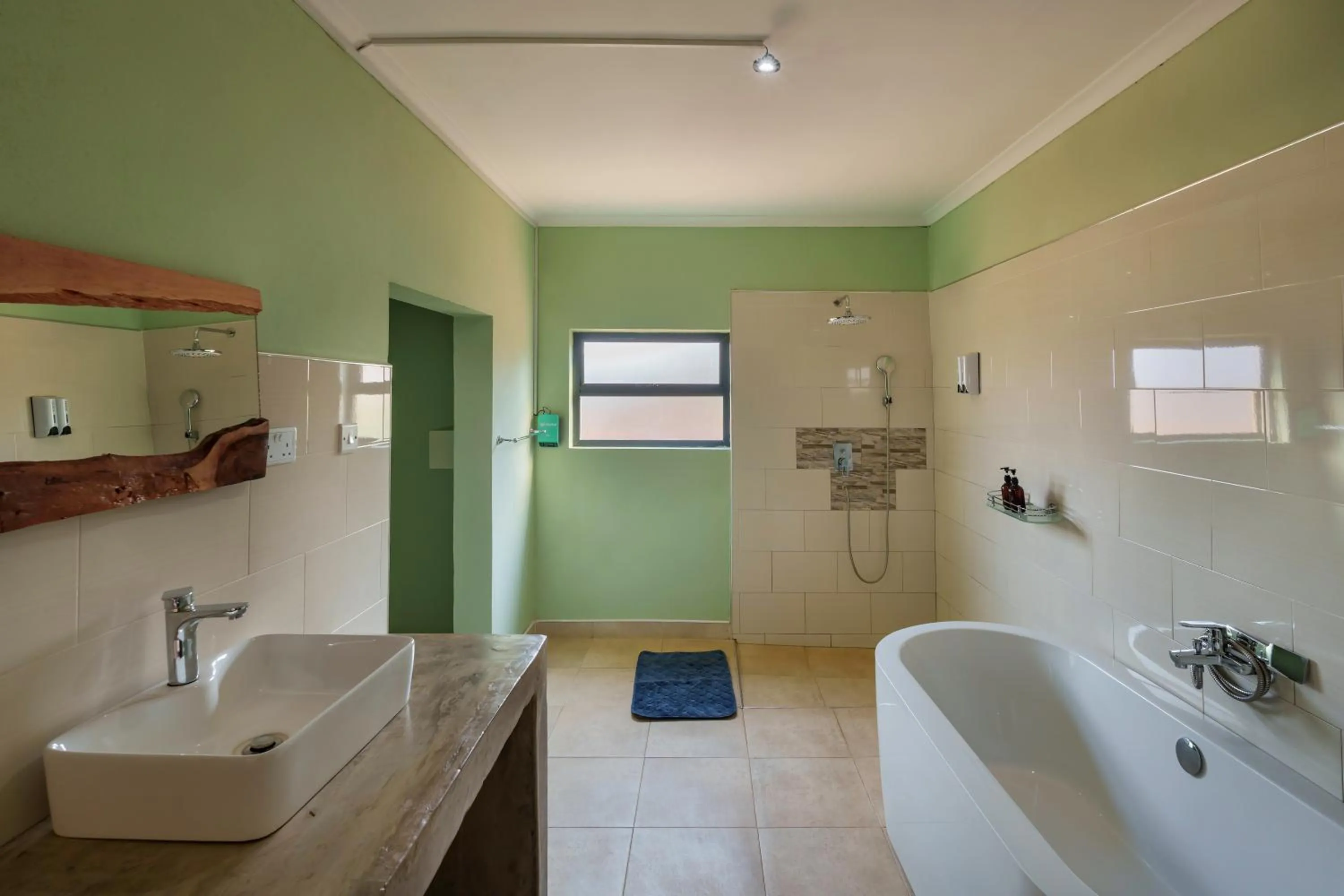 Bathroom in The Nkhosi Livingstone Lodge and Spa