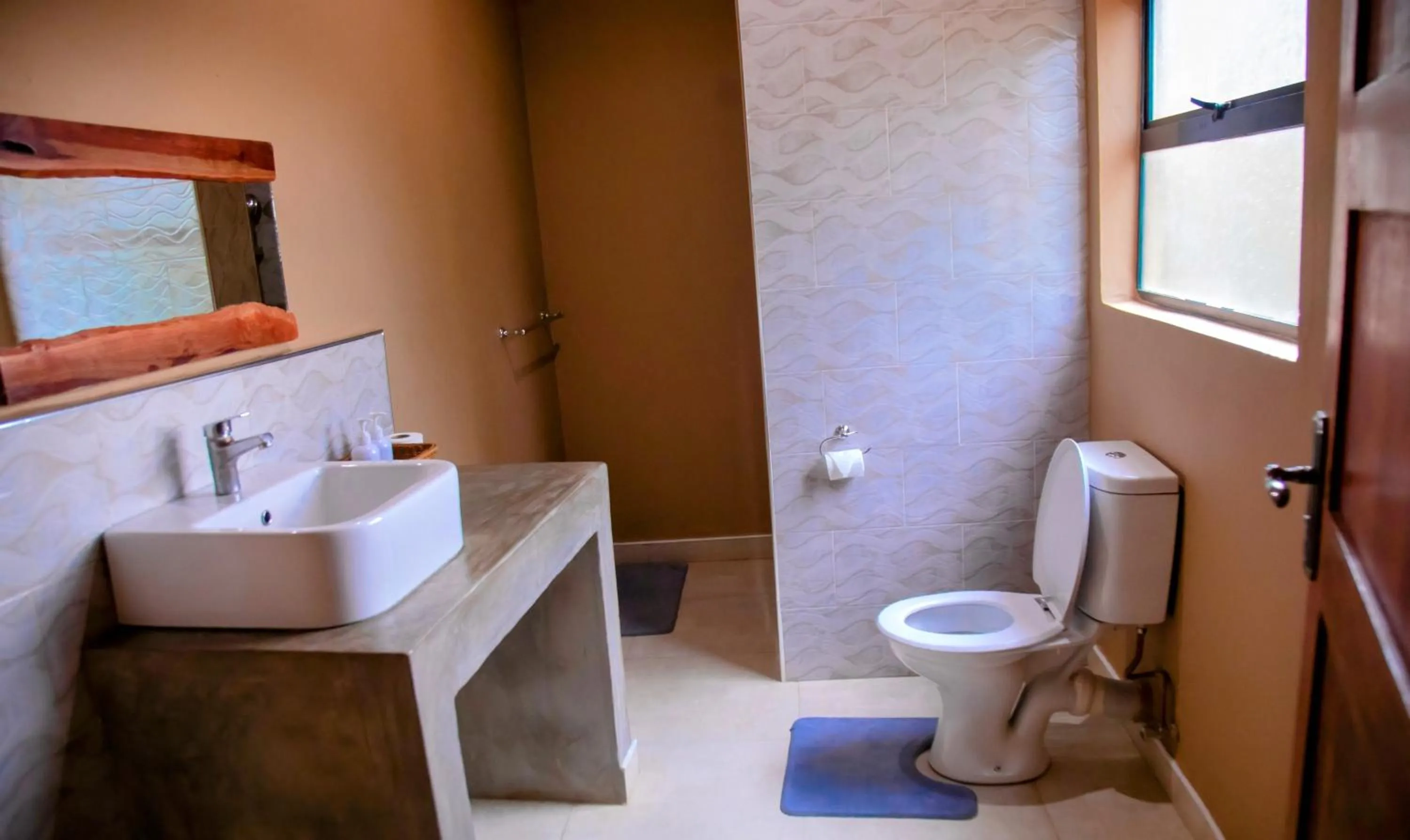 Bathroom in The Nkhosi Livingstone Lodge and Spa
