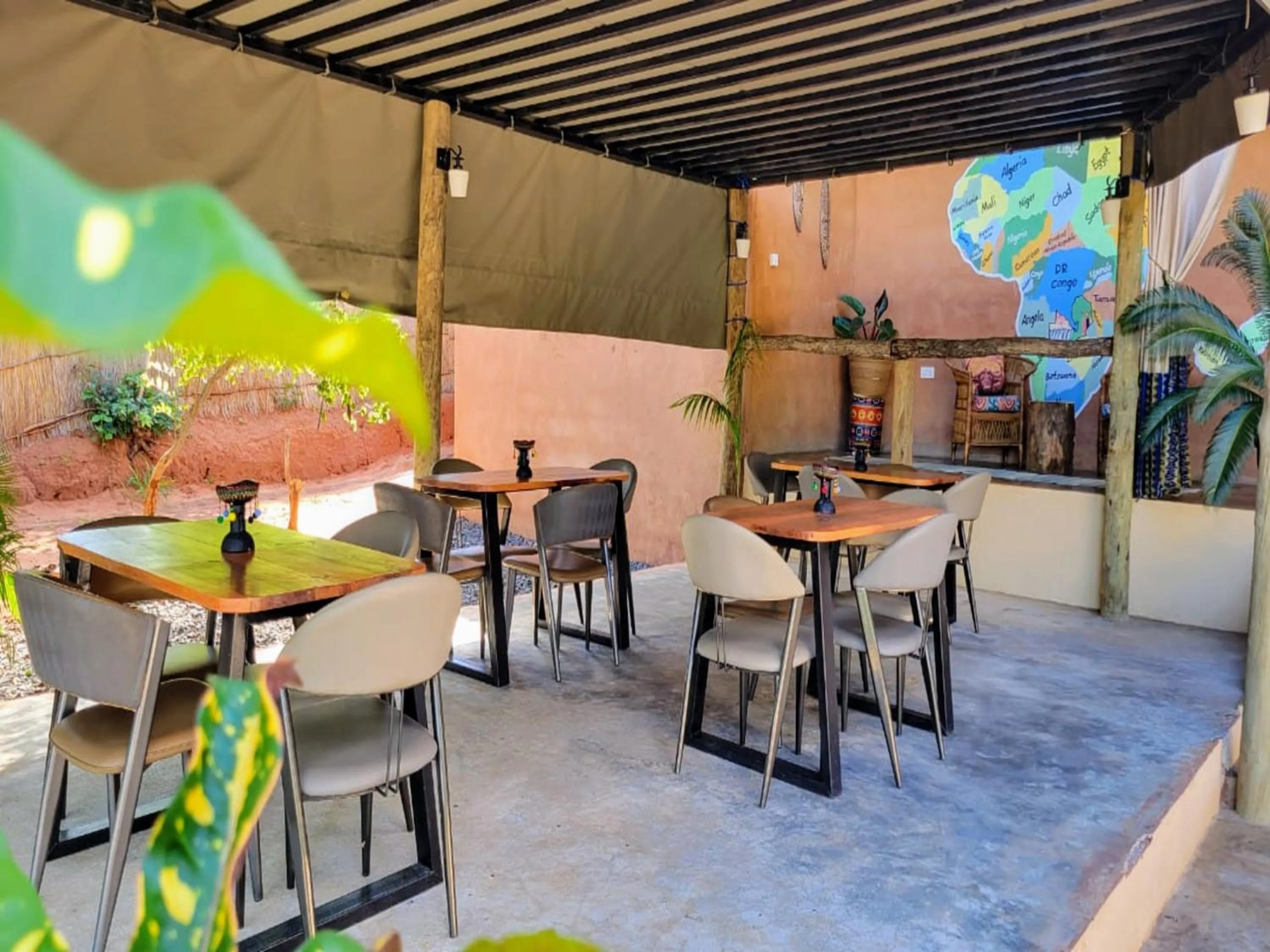 Restaurant/places to eat in The Nkhosi Livingstone Lodge and Spa