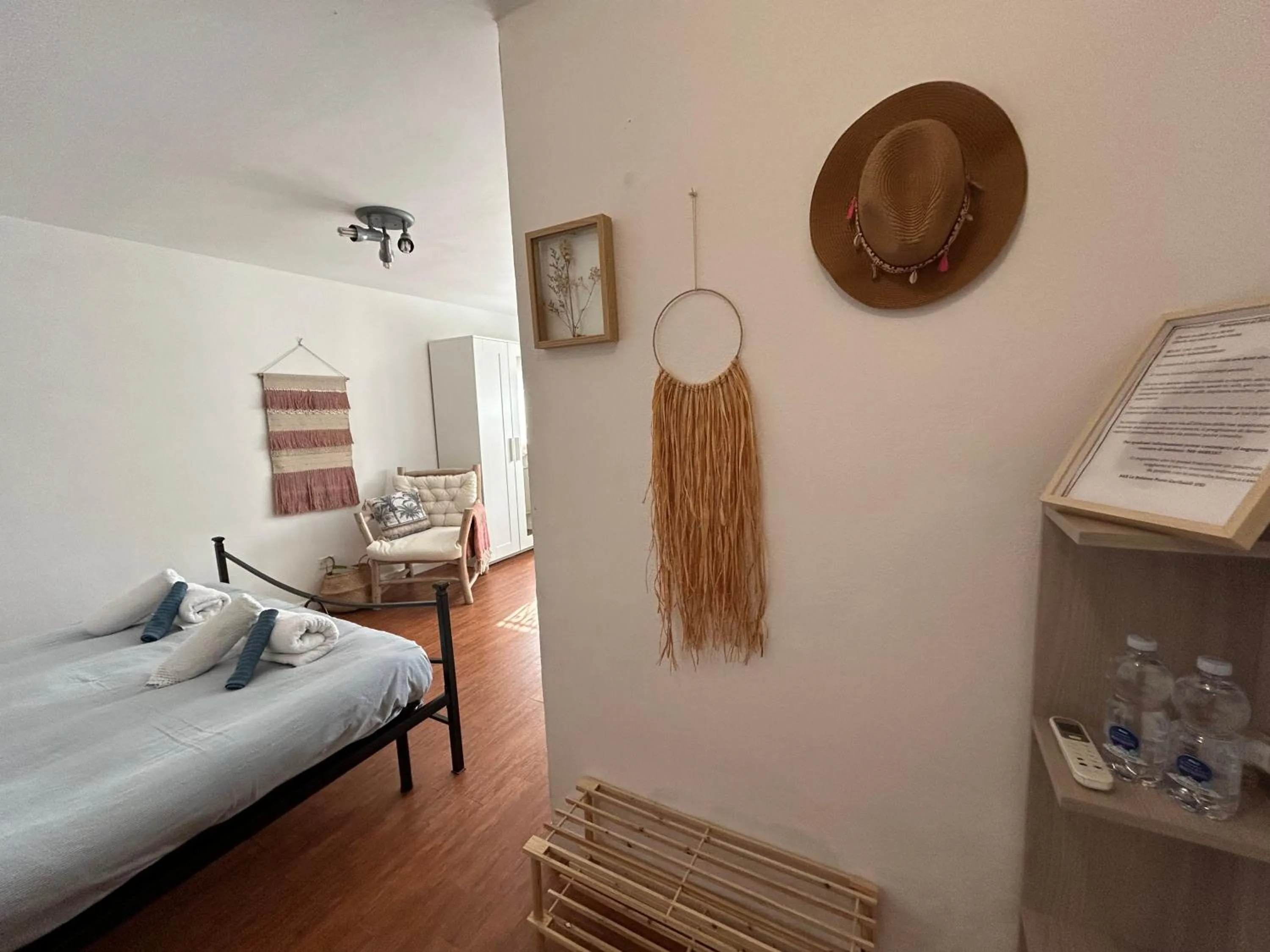 Photo of the whole room in B&B La Bohème Porto Garibaldi