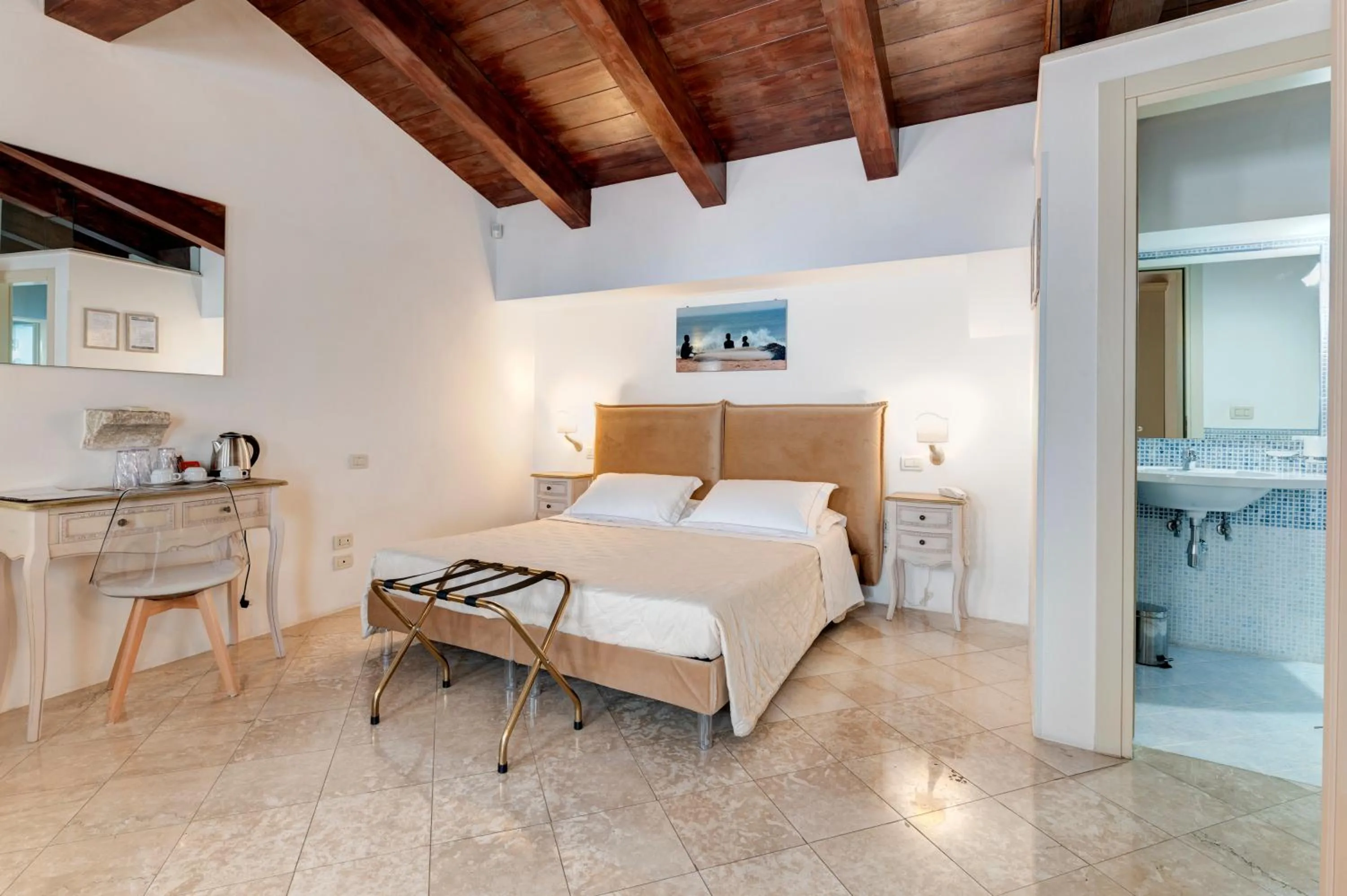 Photo of the whole room, Bed in Hotel La Terra