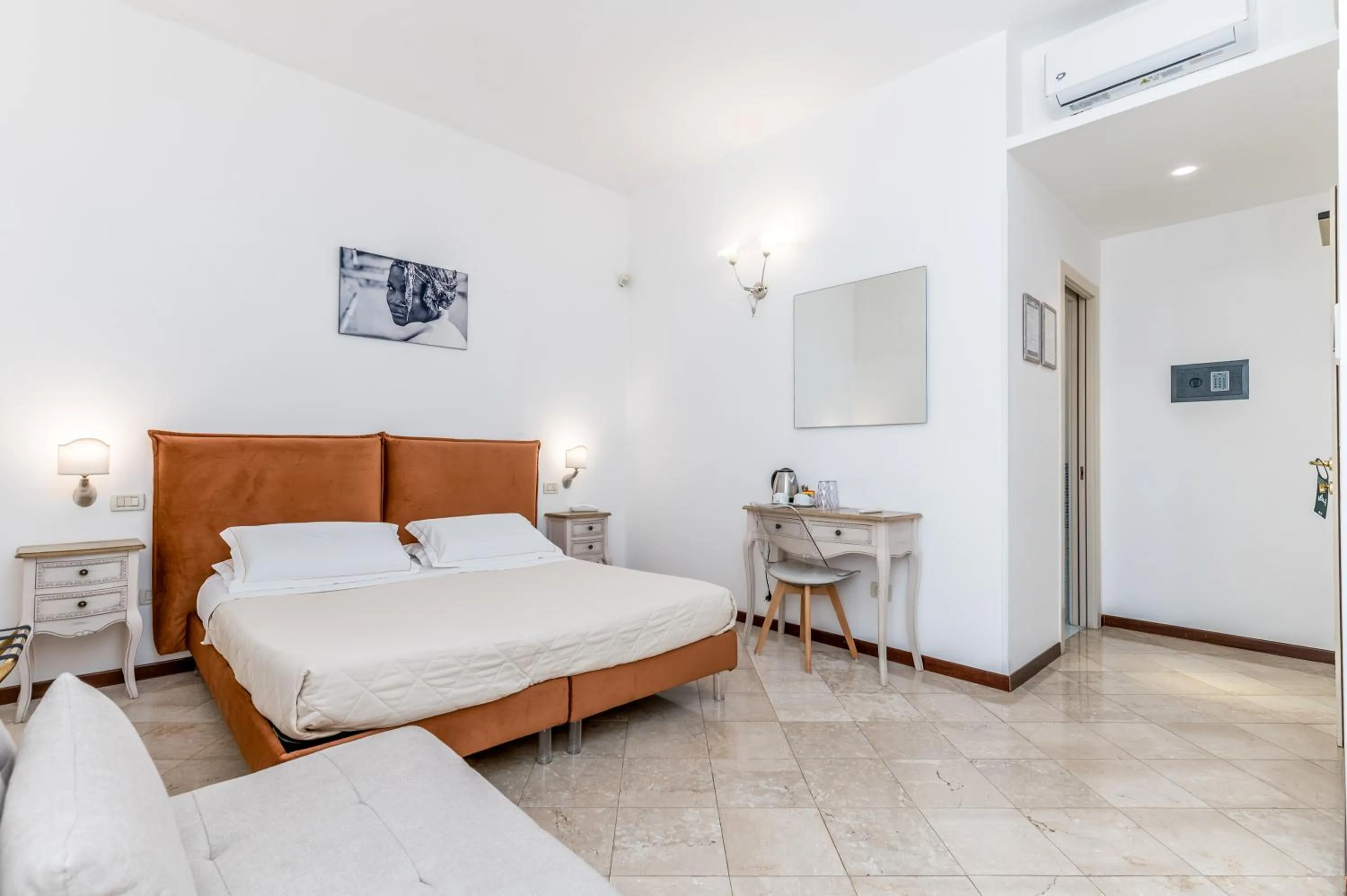 Photo of the whole room, Bed in Hotel La Terra