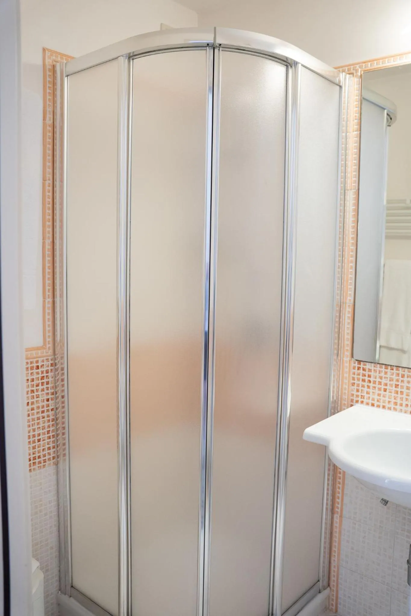 Bathroom in Hotel La Terra