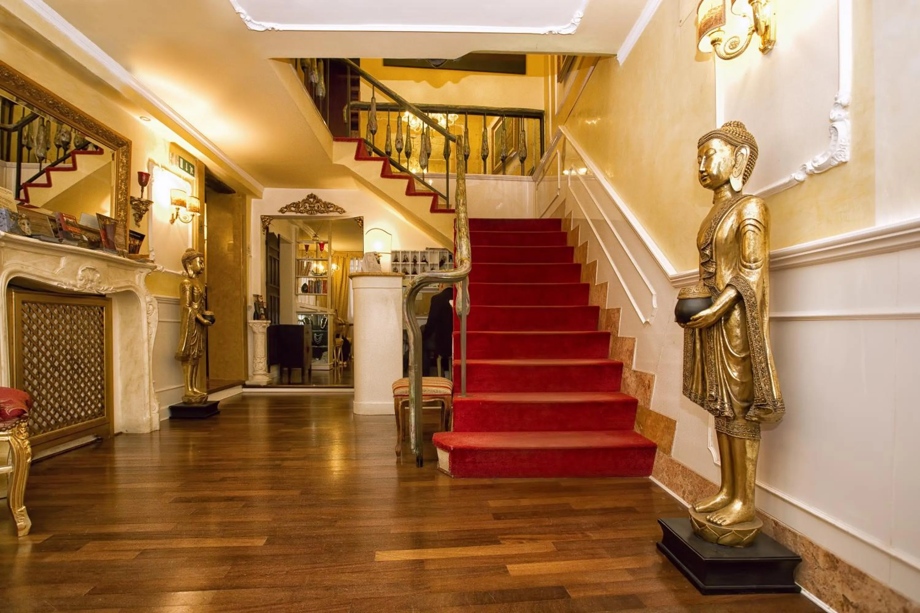 Lobby or reception in Hotel Noemi