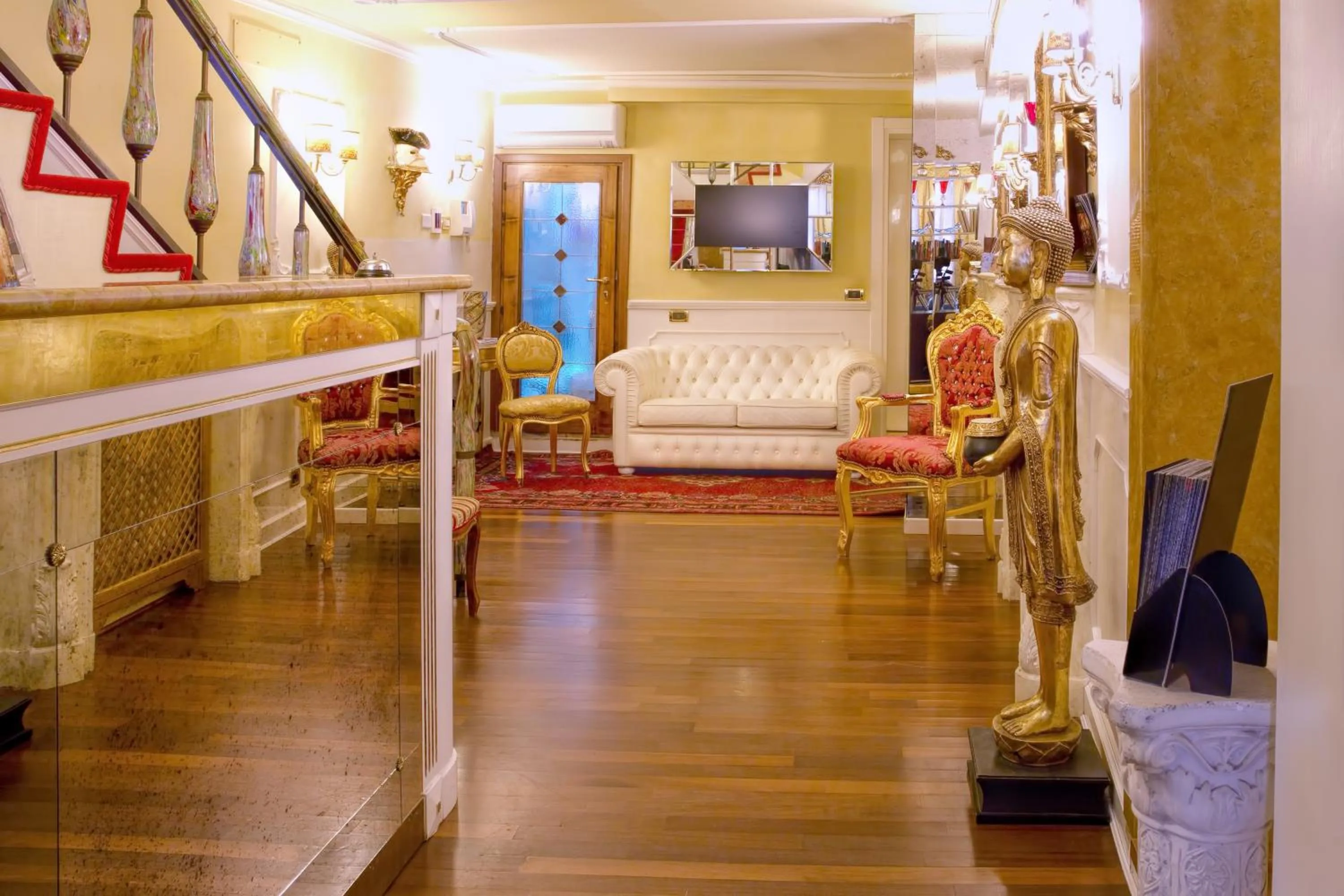 Lobby or reception in Hotel Noemi