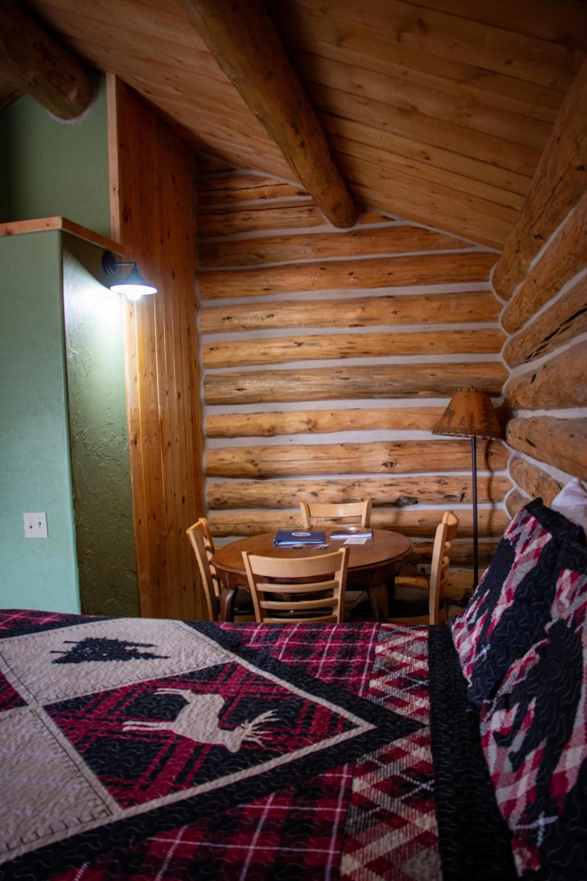 Crooked Creek Guest Ranch