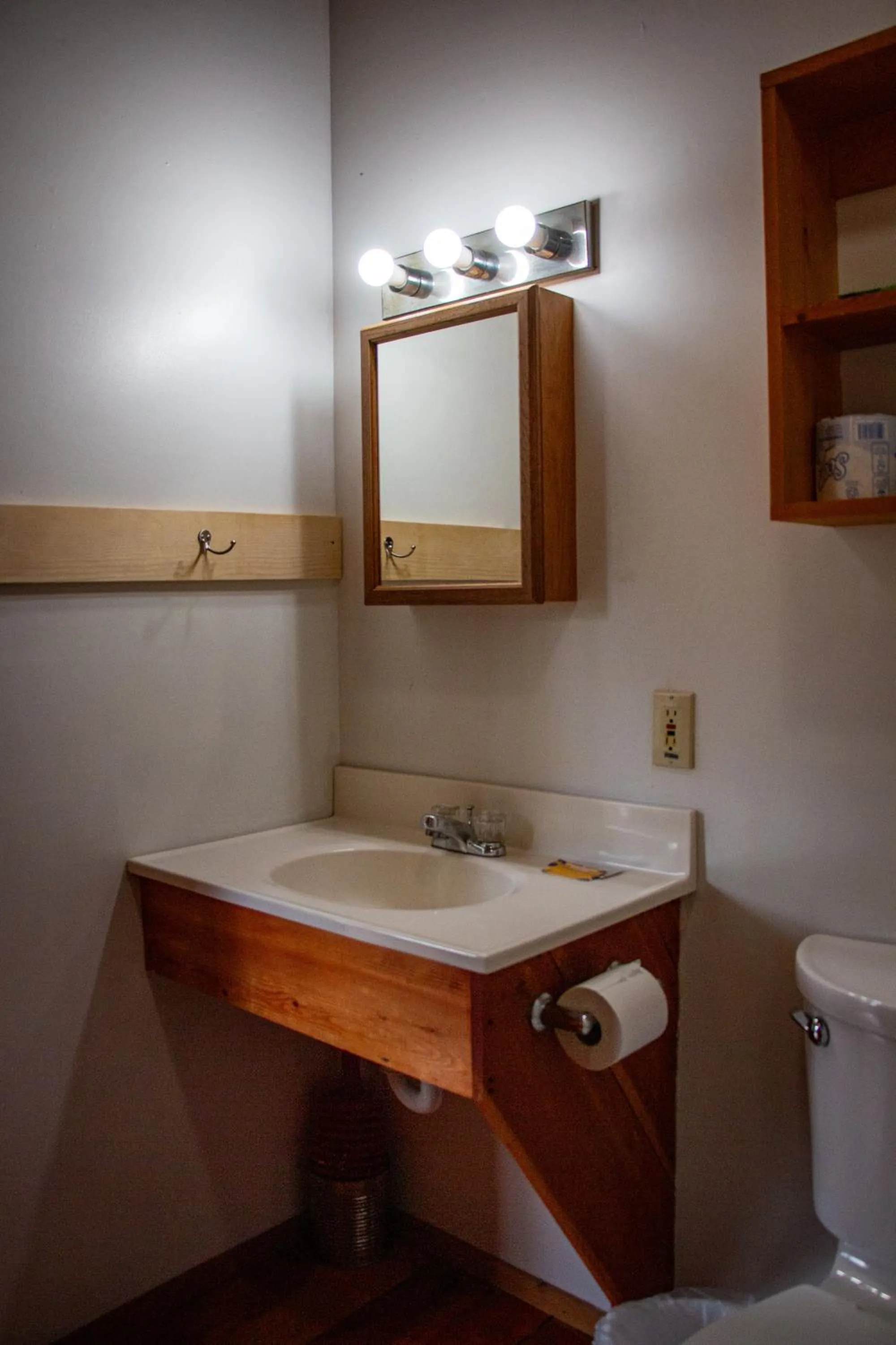 Crooked Creek Guest Ranch