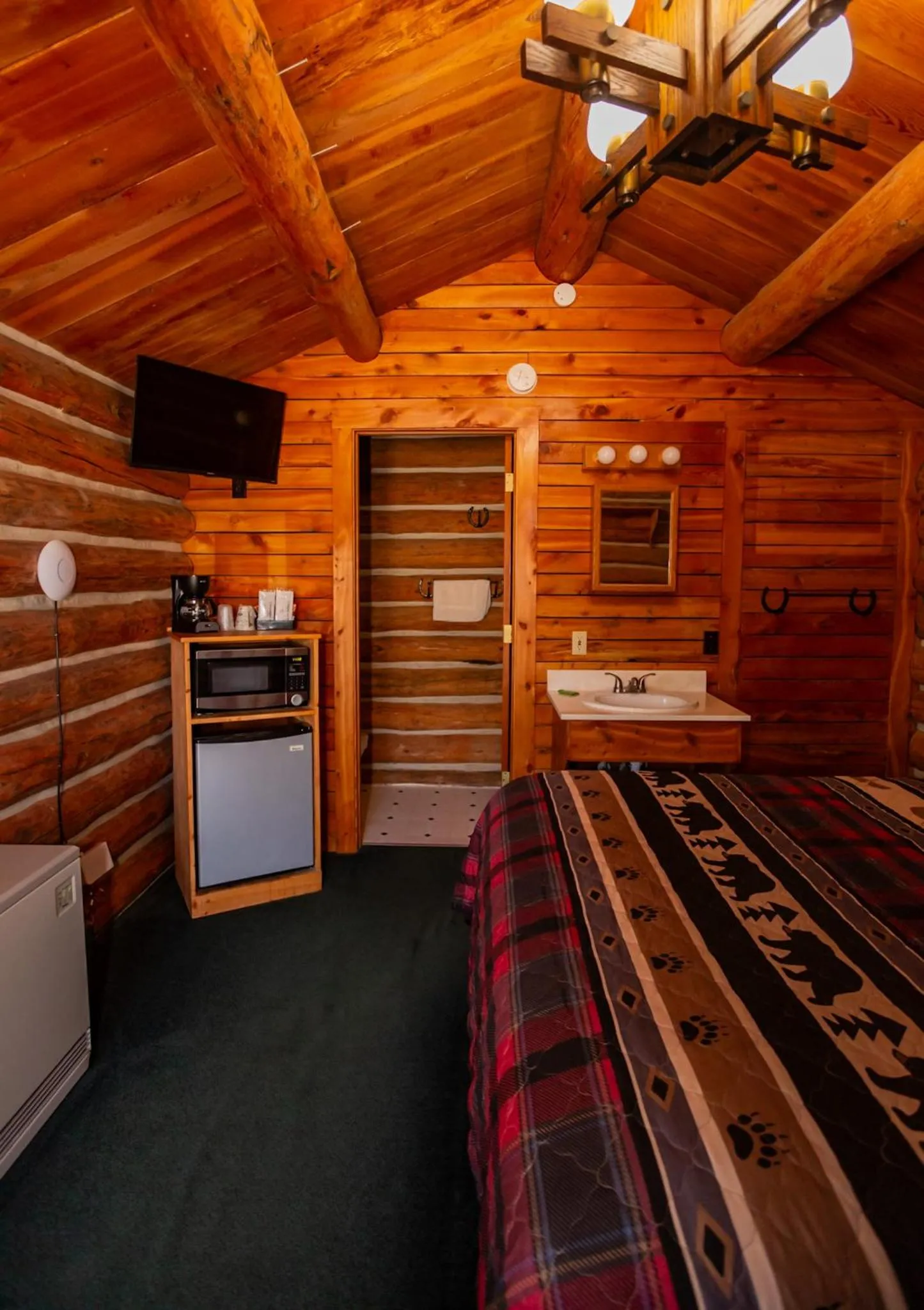 Crooked Creek Guest Ranch