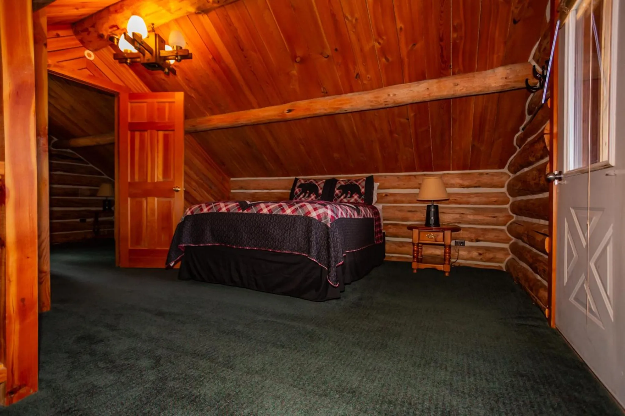 Bed in Crooked Creek Guest Ranch