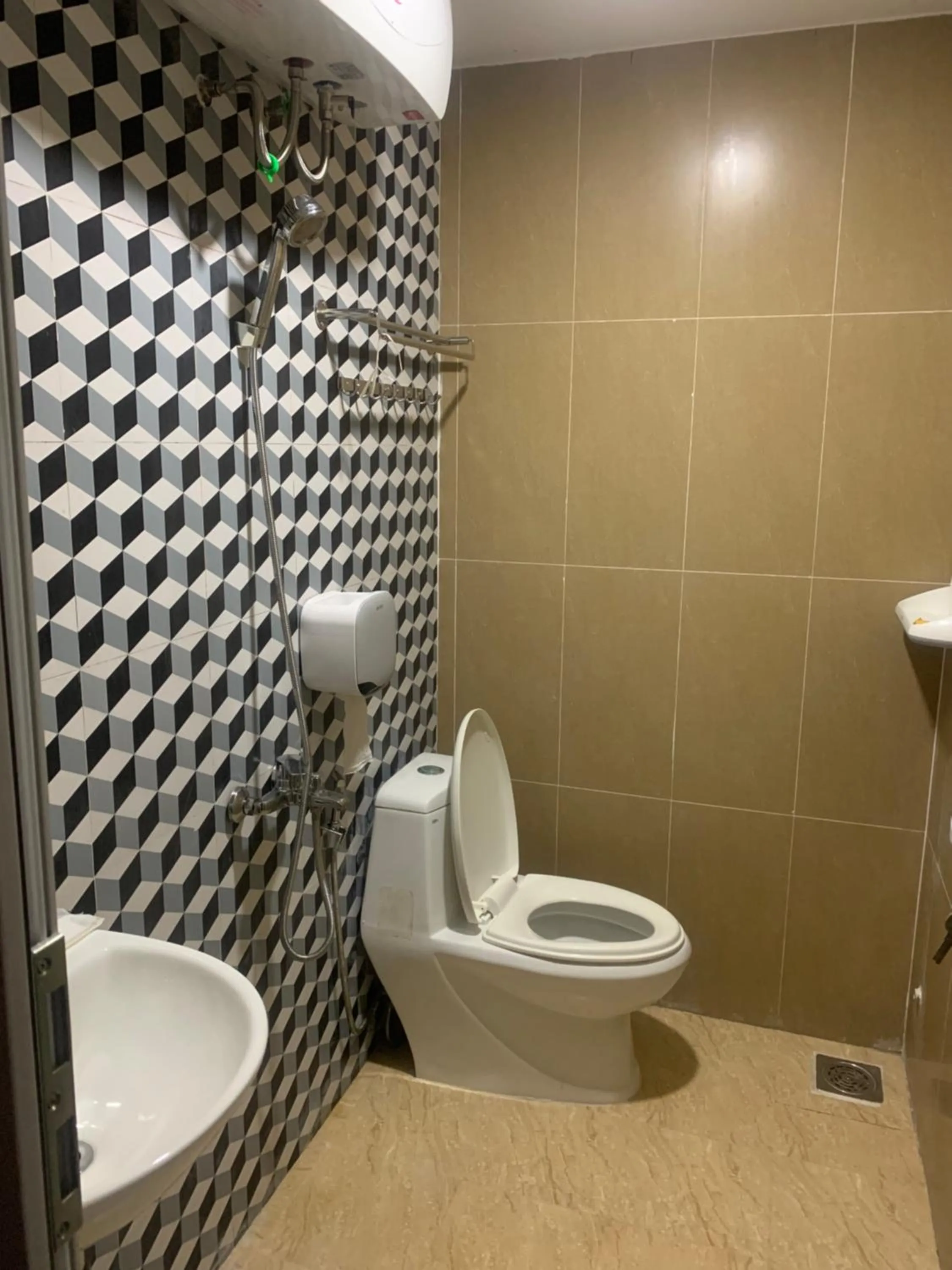 Bathroom in Airport homestay