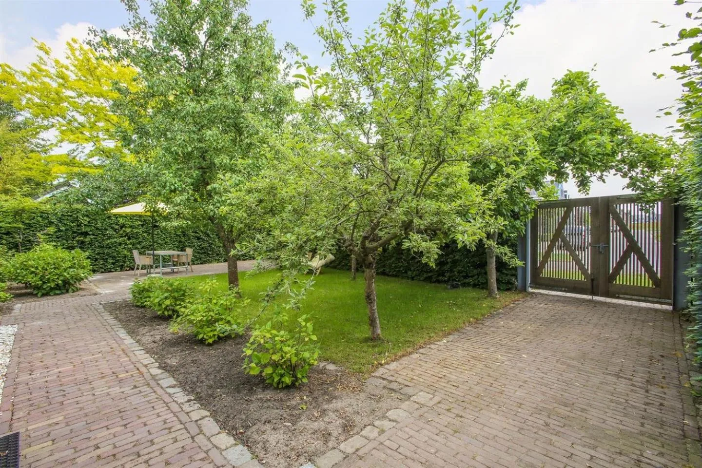 Garden in Aan het Dijksteegje Logies - B&B