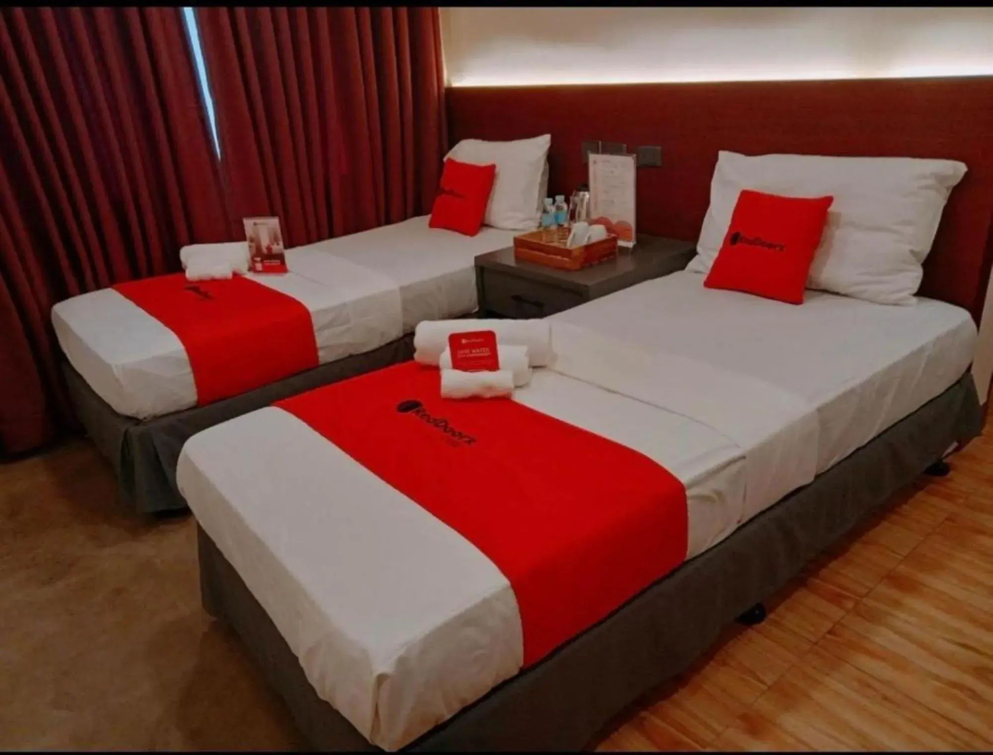 Twin Room in RedDoorz Plus @ Toshiko Boutique Hotel Koronadal City Twin Room in RedDoorz Plus @ Toshiko Boutique Hotel Koronadal City