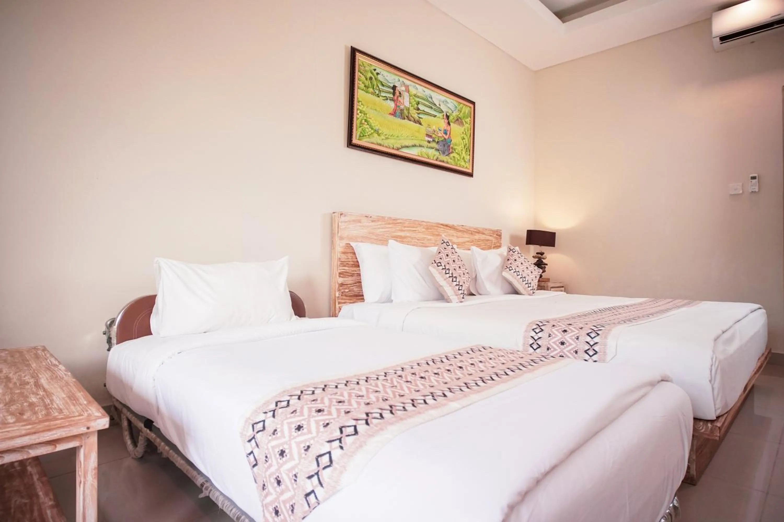 Bedroom, Bed in Green D'mel Bali