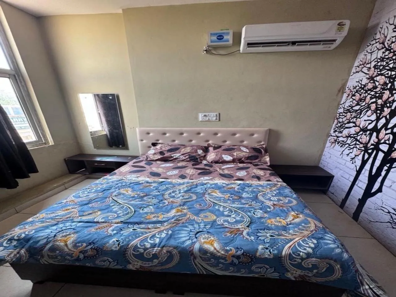 Bedroom, Bed in Hotel O Blossom inn