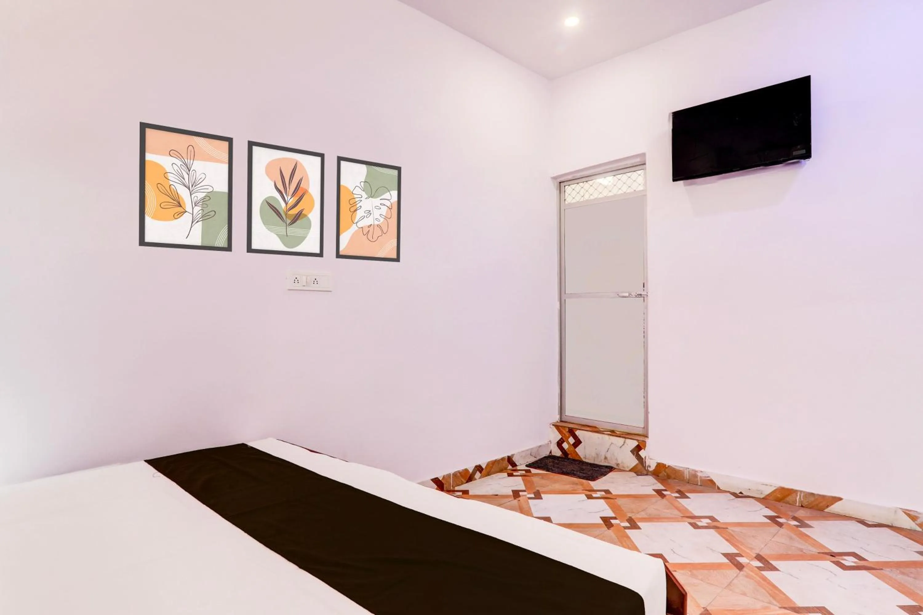 Bedroom in Hotel O Pragati Resort Marriage Hall & Restaurant