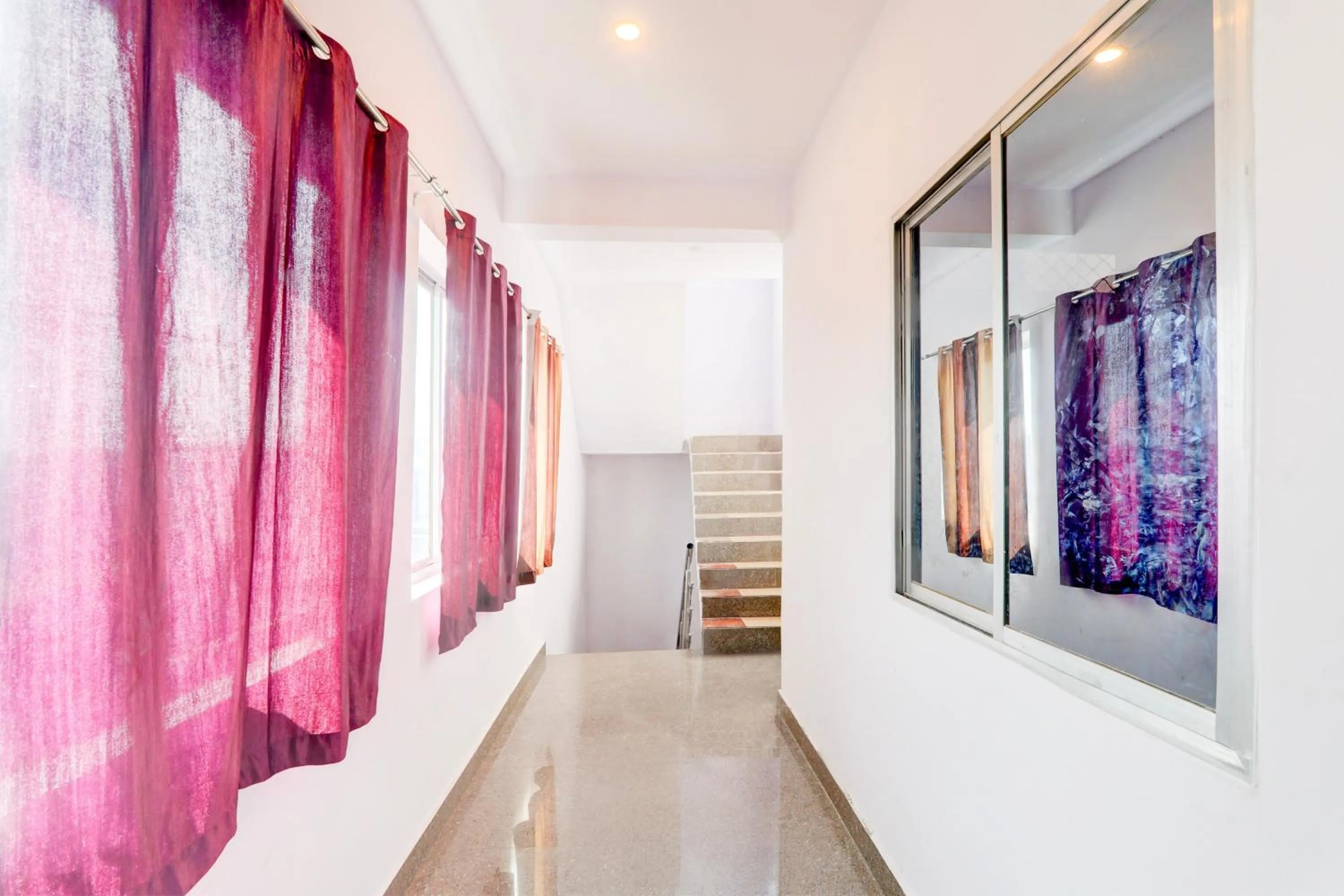 Lobby or reception in Hotel O Pragati Resort Marriage Hall & Restaurant