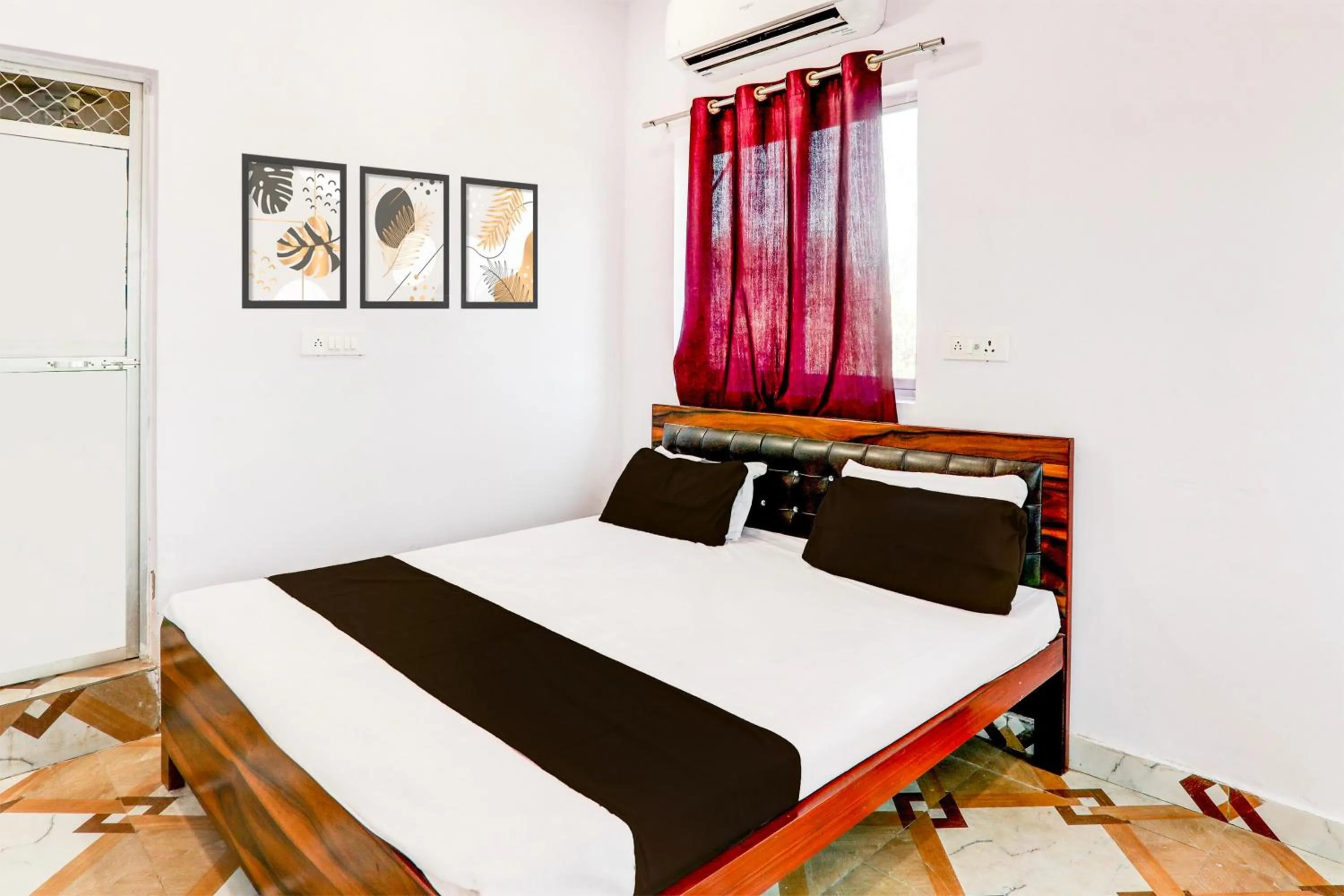 Bedroom in Hotel O Pragati Resort Marriage Hall & Restaurant