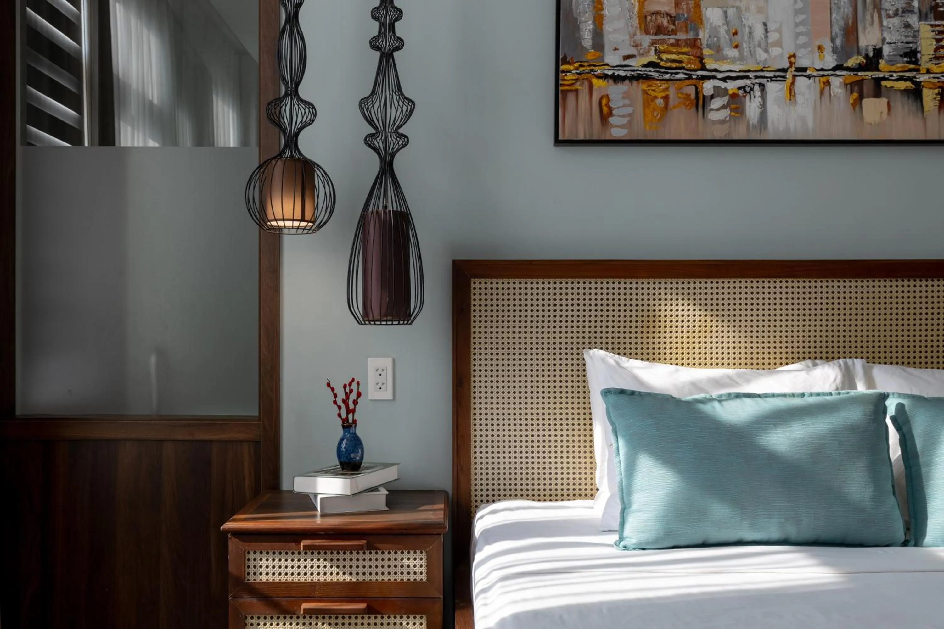 Bed in FLOWER BEACHSTAY & COFFEE