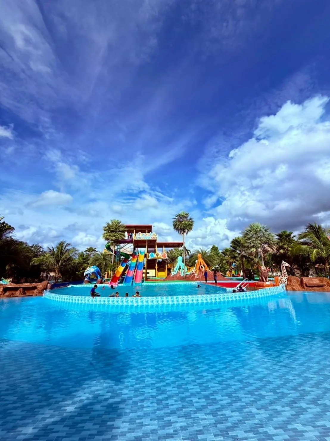 Aqua park in Trang Oasis Waterpark Hotel