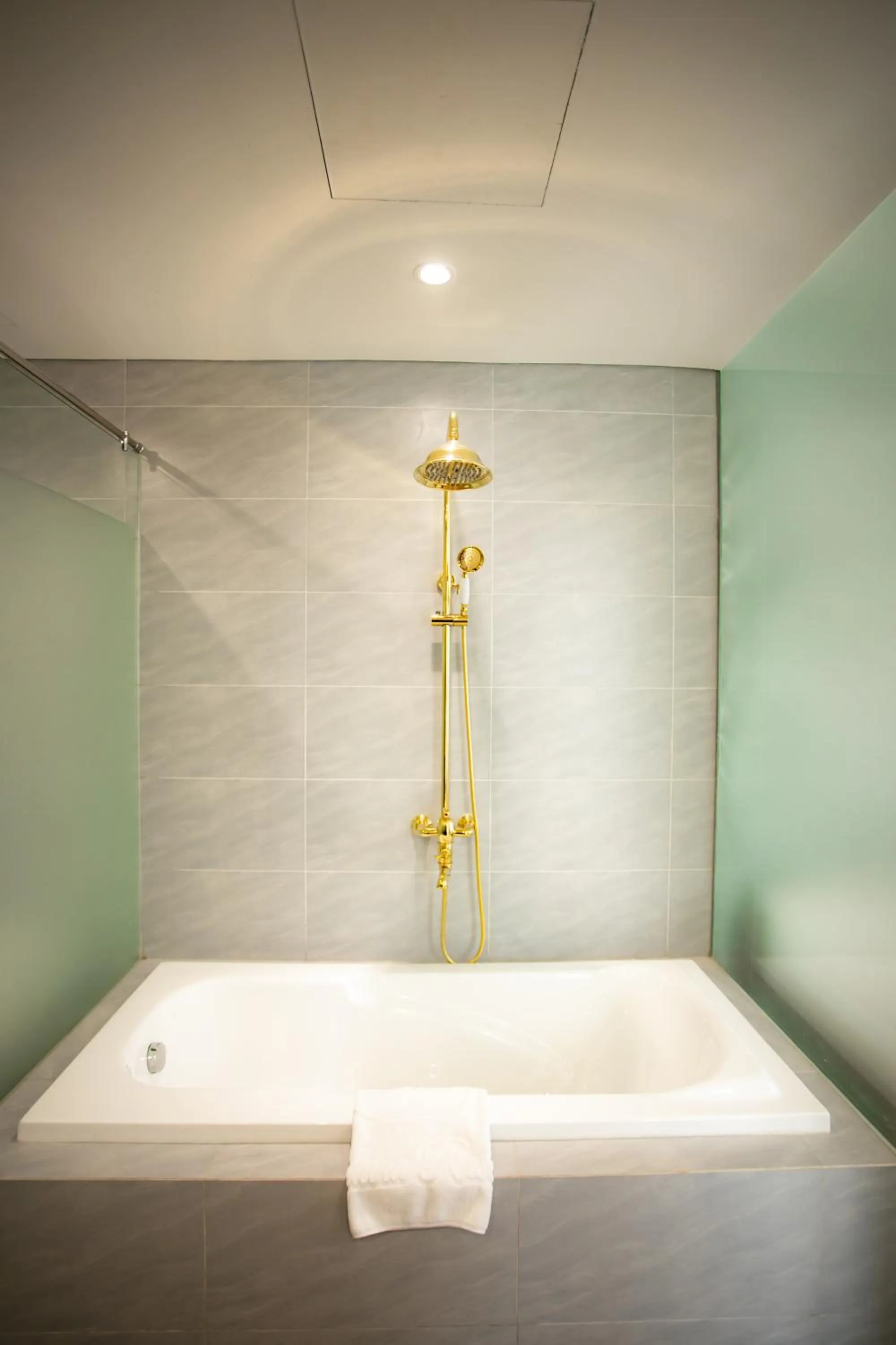 Bath in Wyndham Grand Vedana Ninh Binh Resort