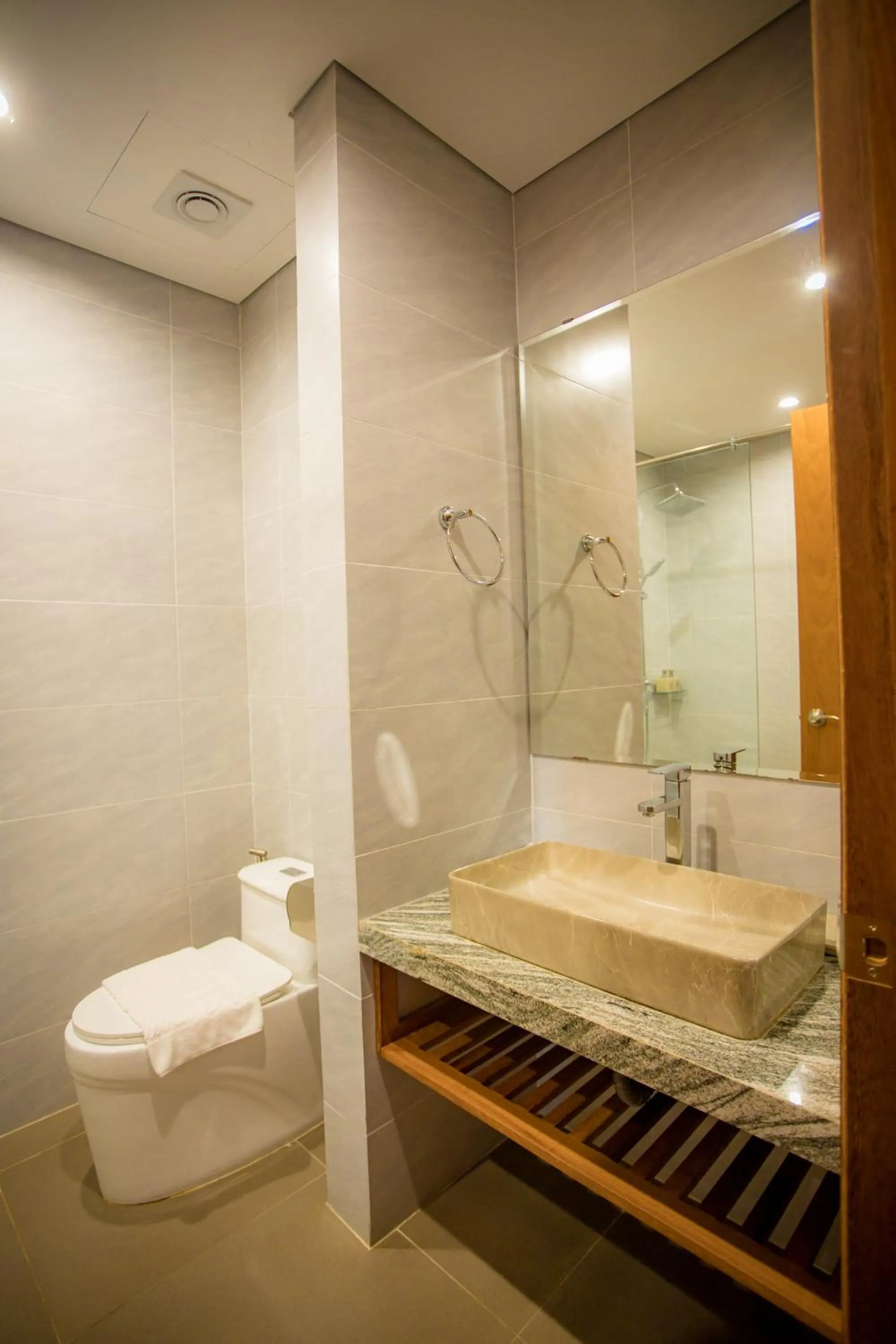 Shower in Wyndham Grand Vedana Ninh Binh Resort