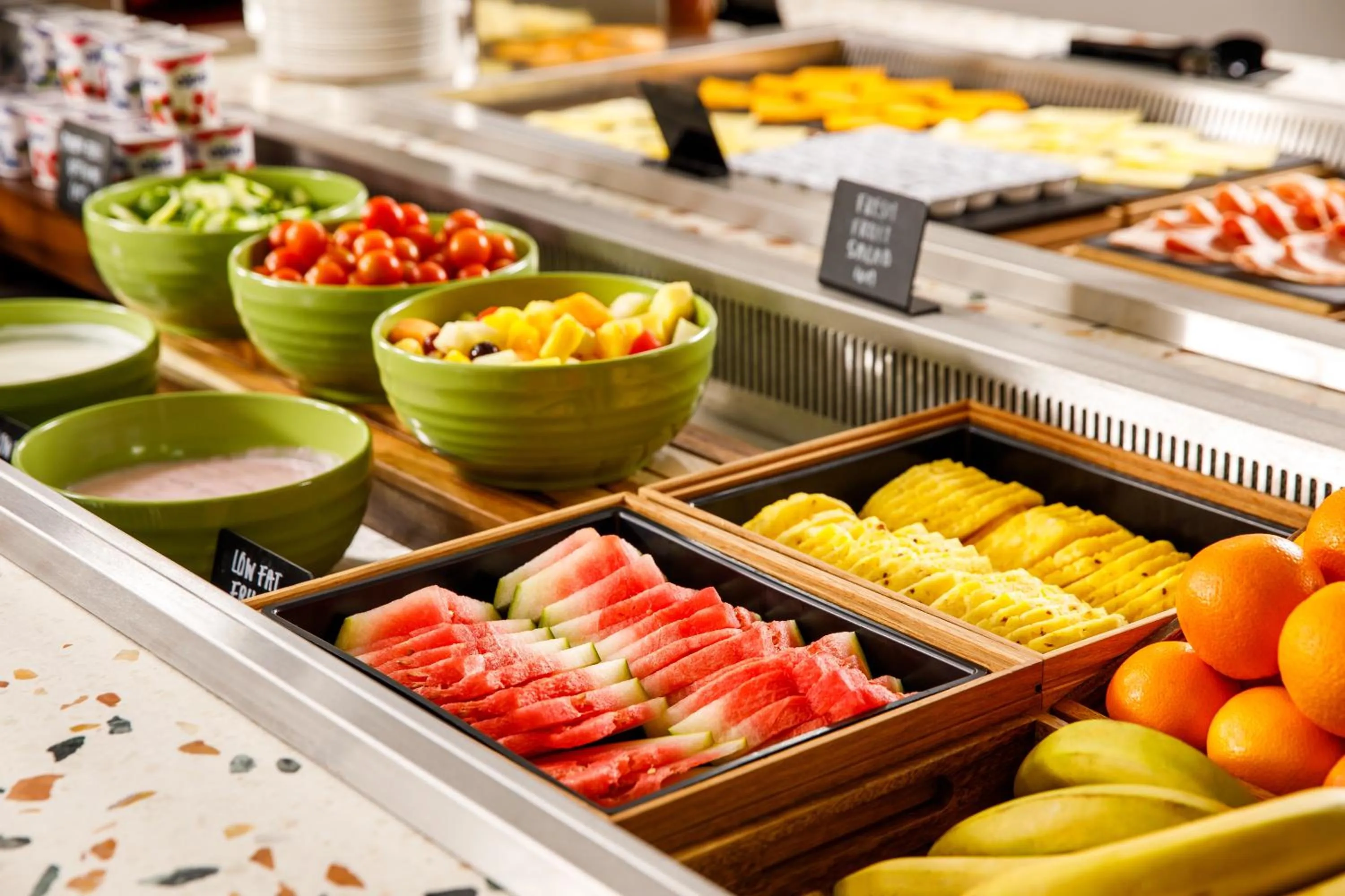 Breakfast in Holiday Inn Manchester Airport T2 by IHG