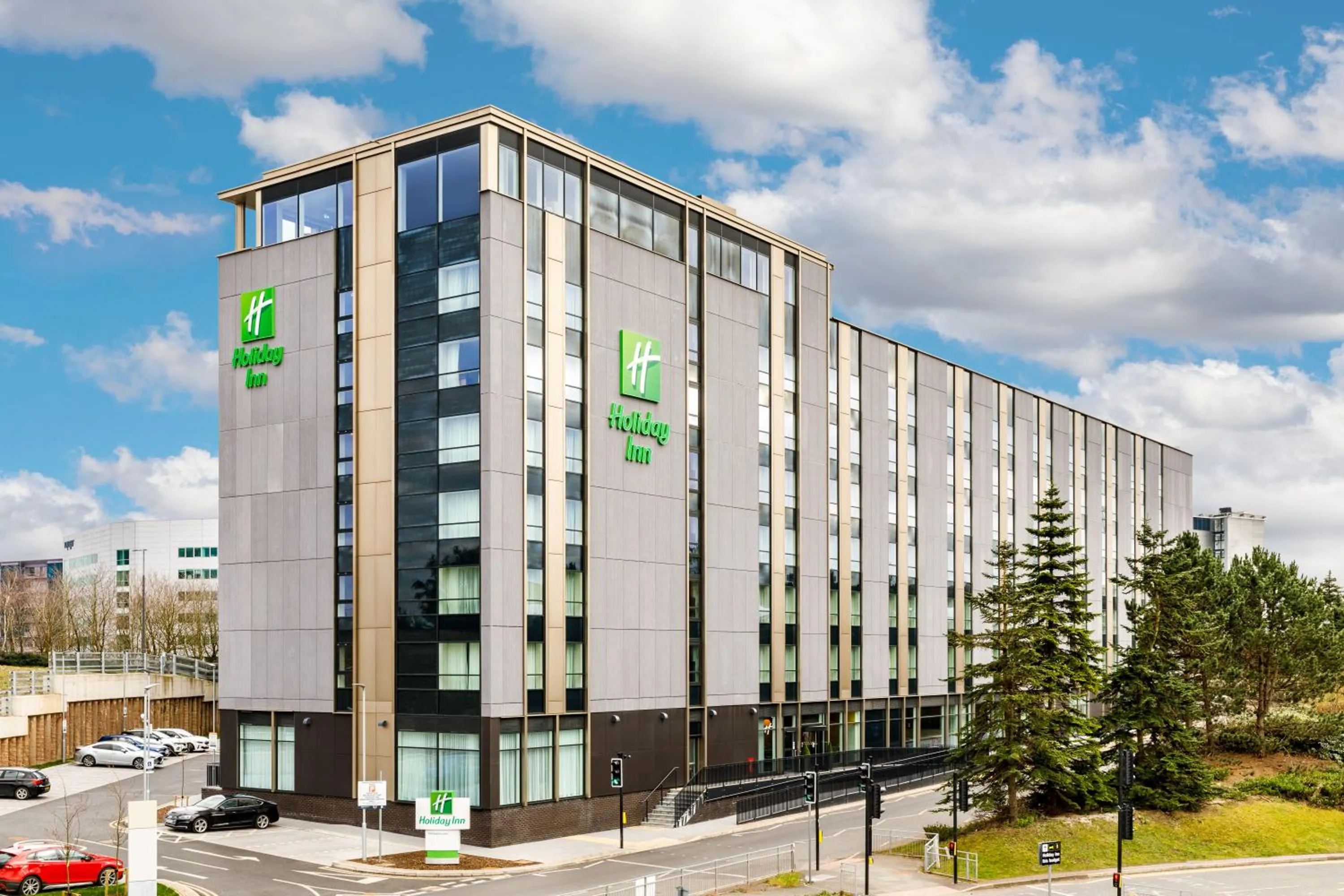 Property building in Holiday Inn Manchester Airport T2 by IHG