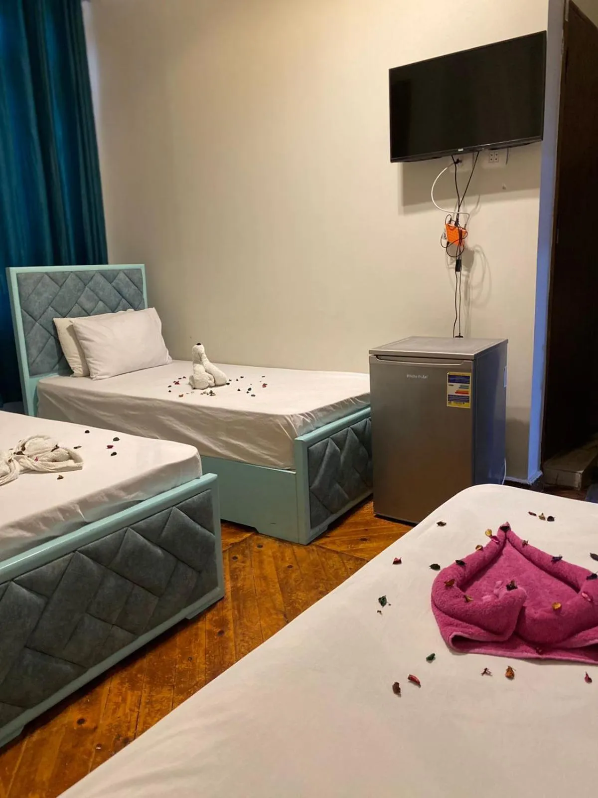 Bed in New Abdeen palace hostel